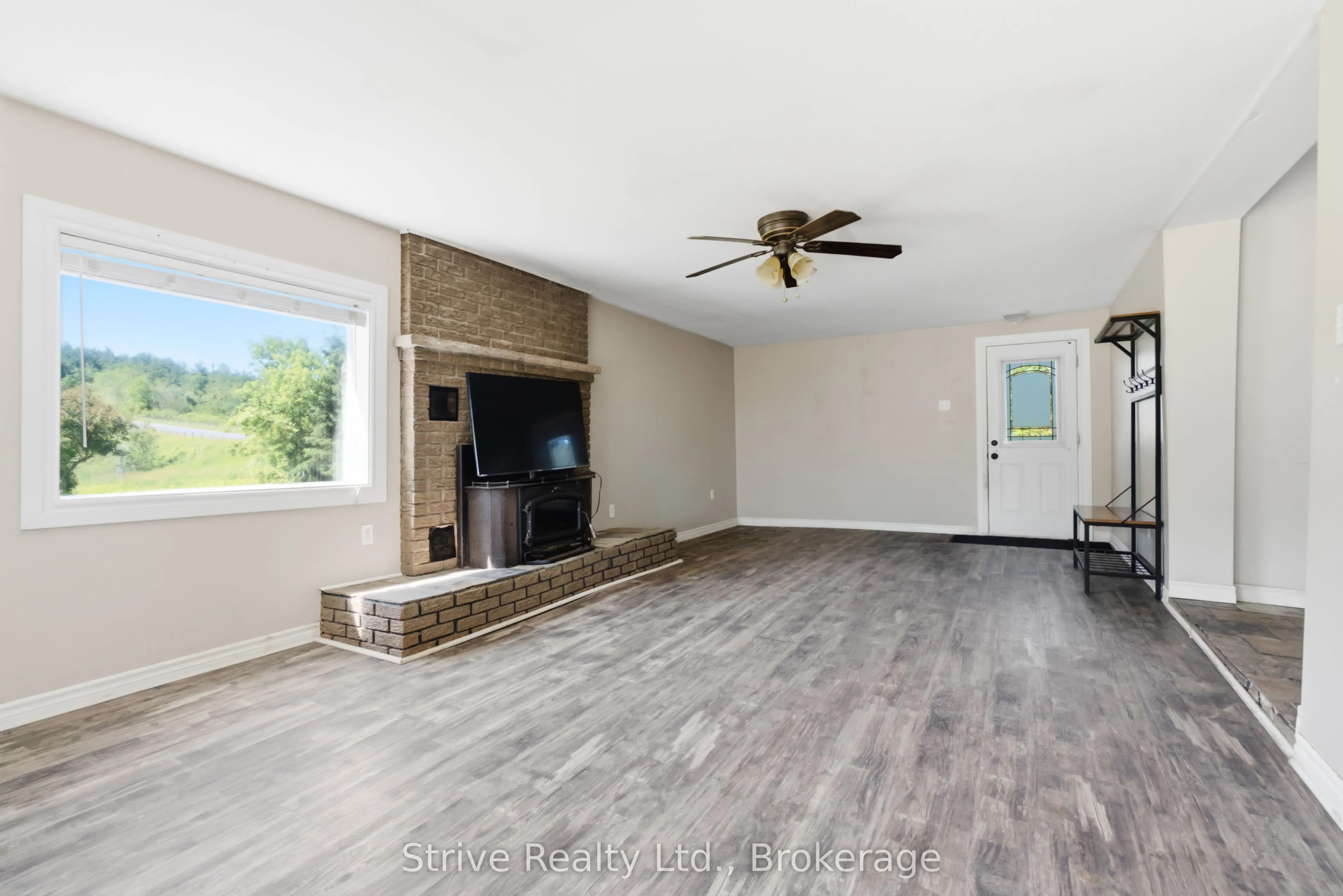 116 Concession Street W