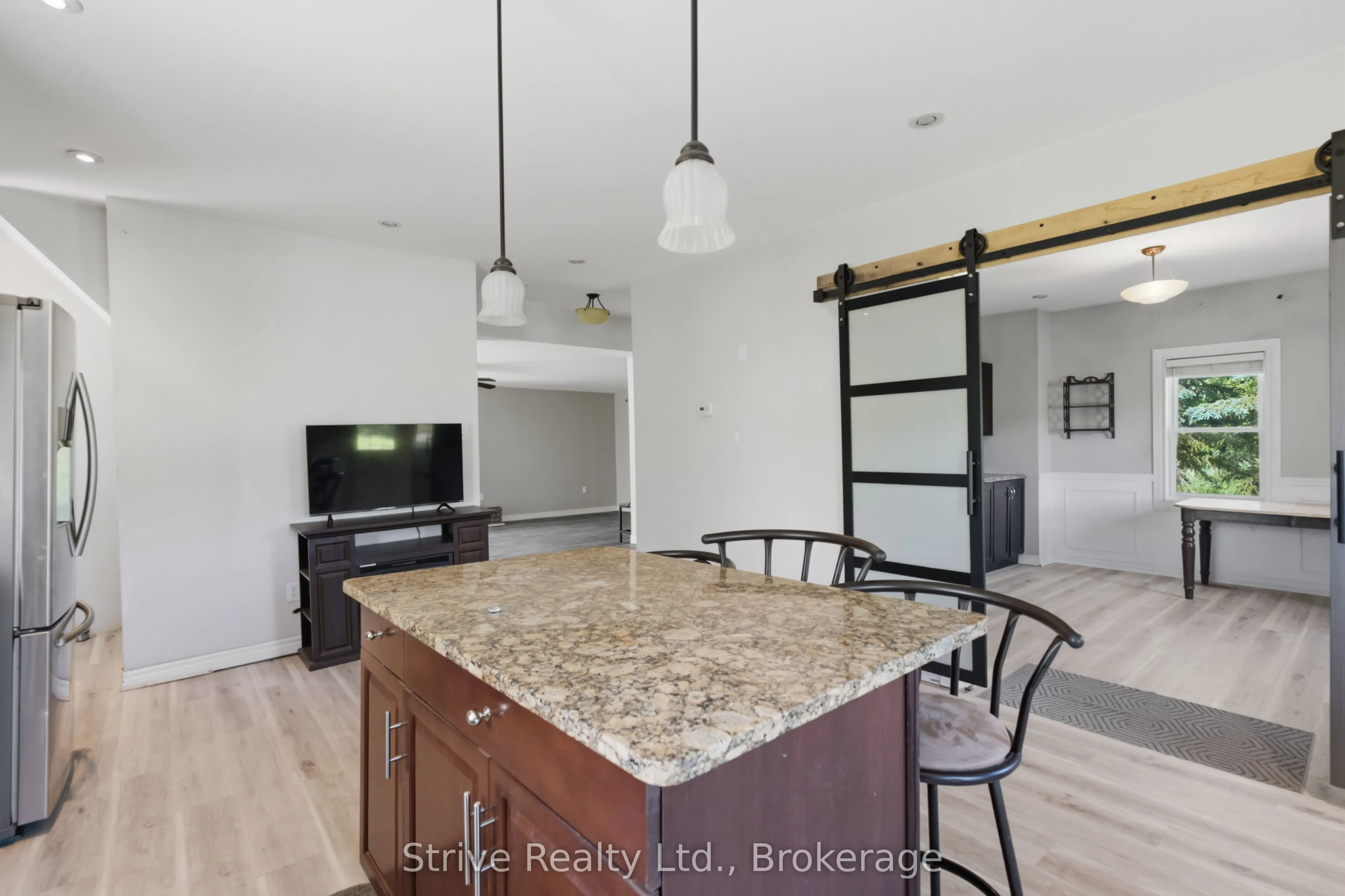 116 Concession Street W