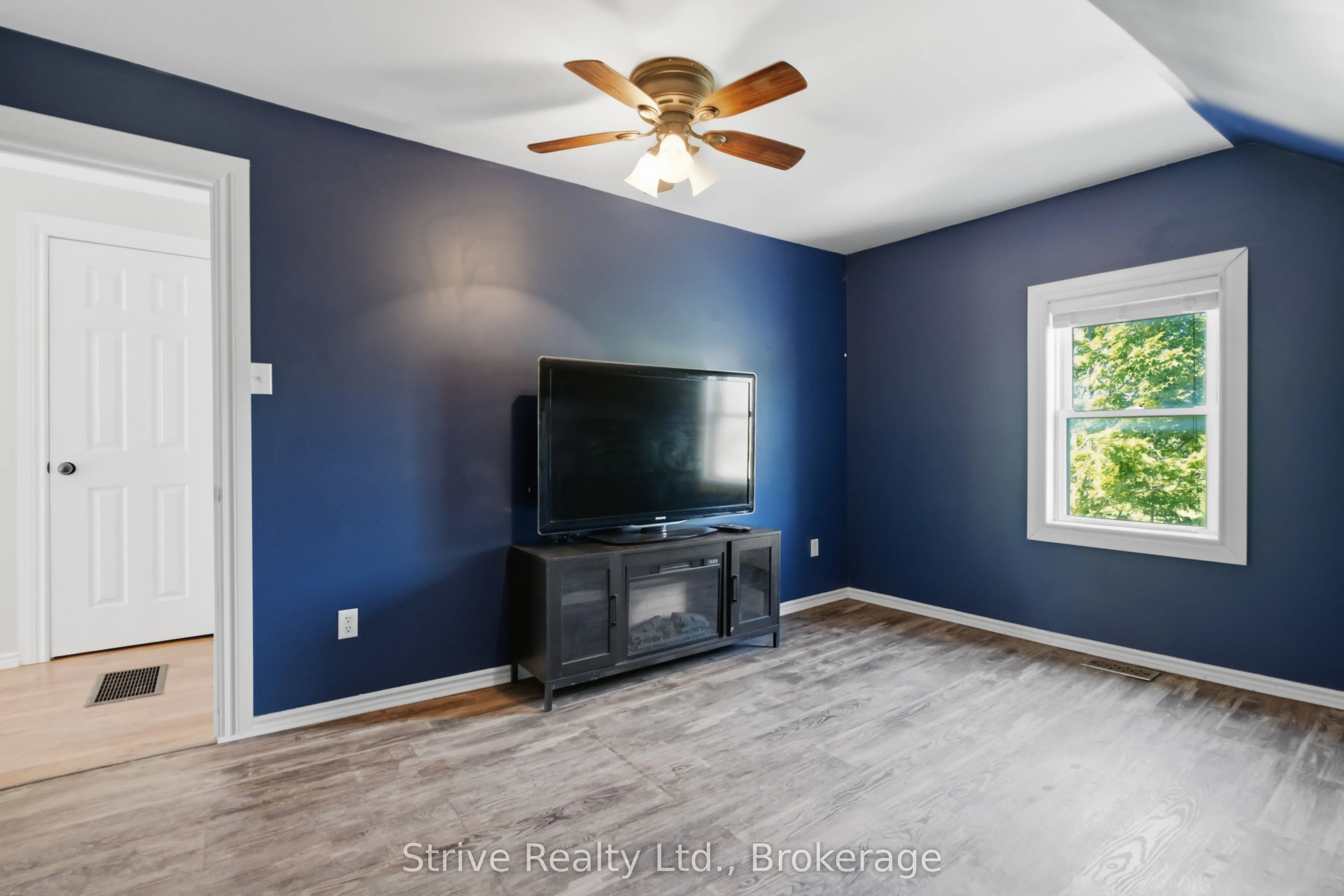 116 Concession Street W