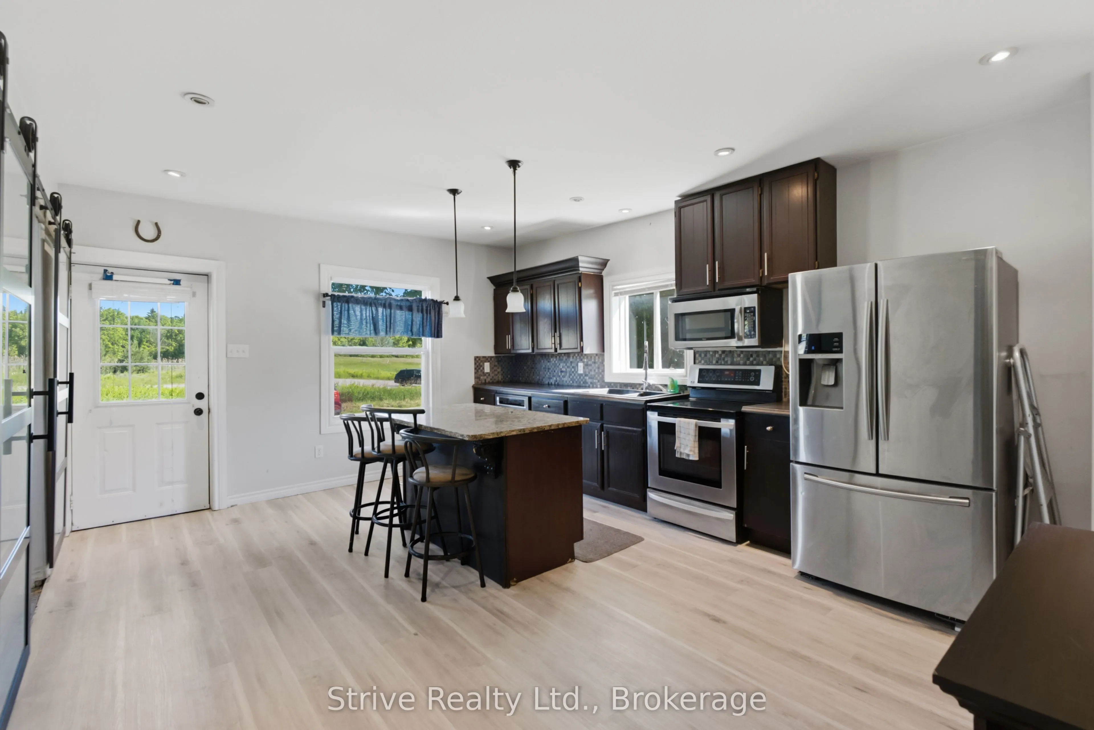 116 Concession Street W
