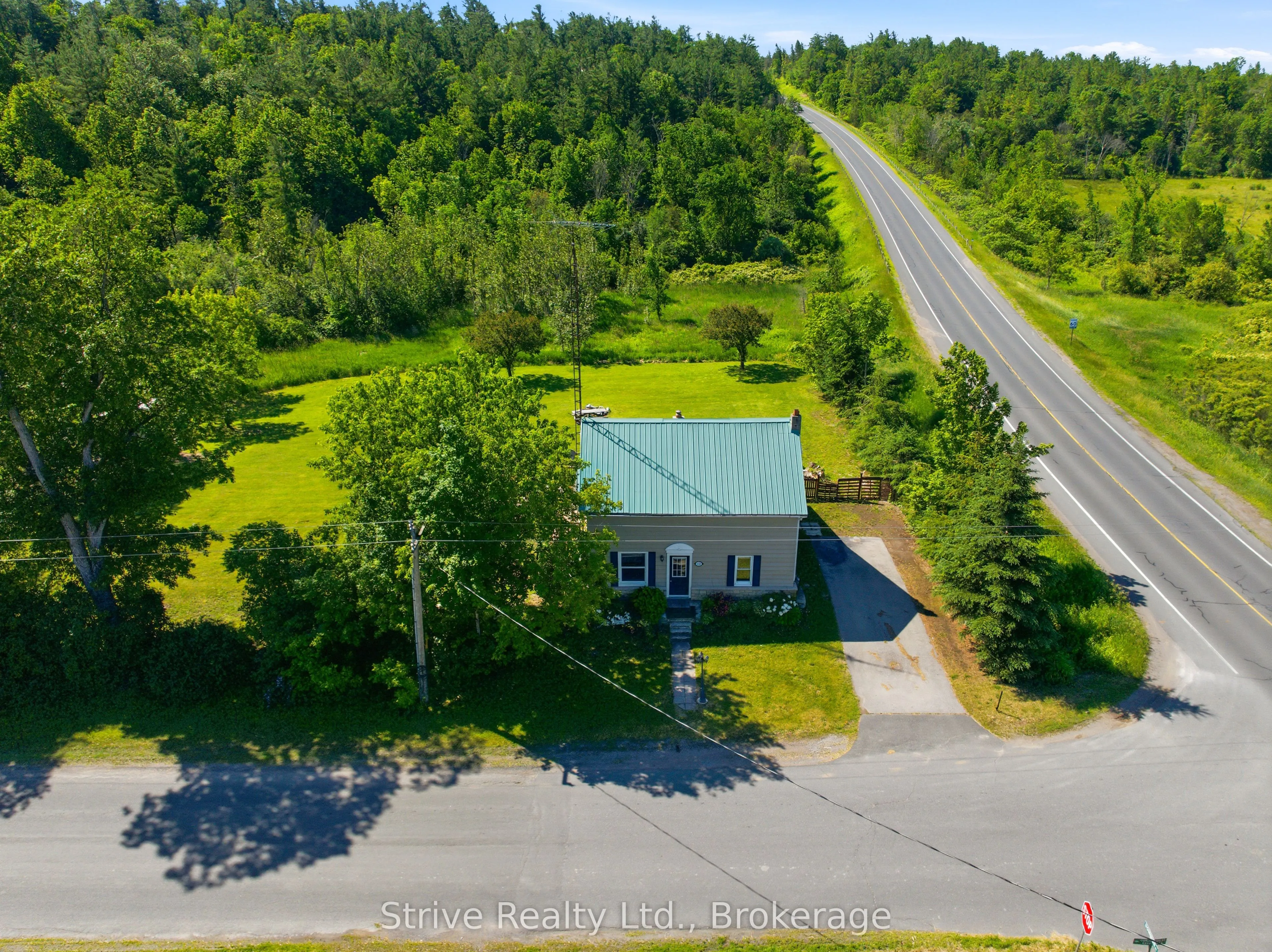 116 Concession Street W