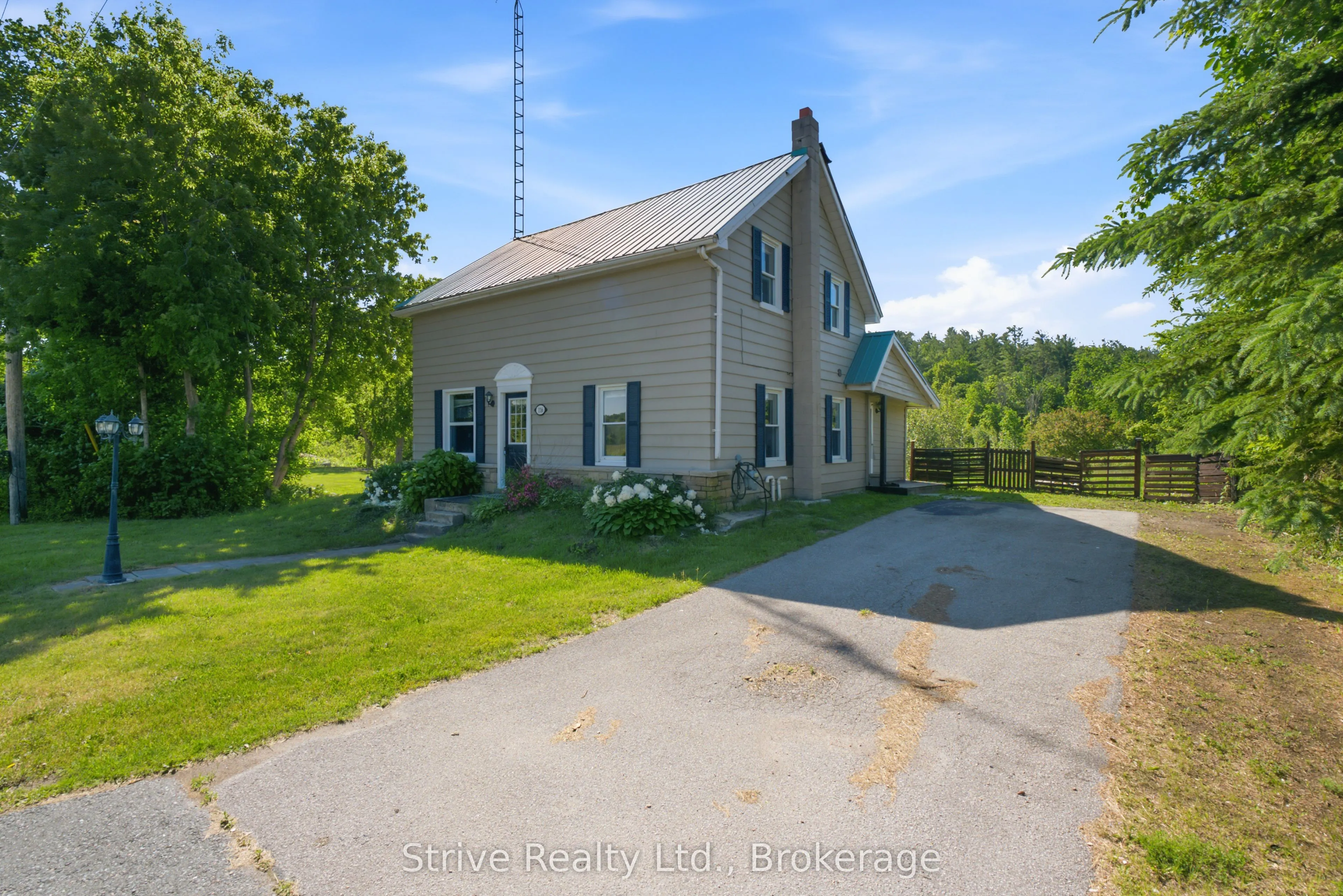 116 Concession Street W