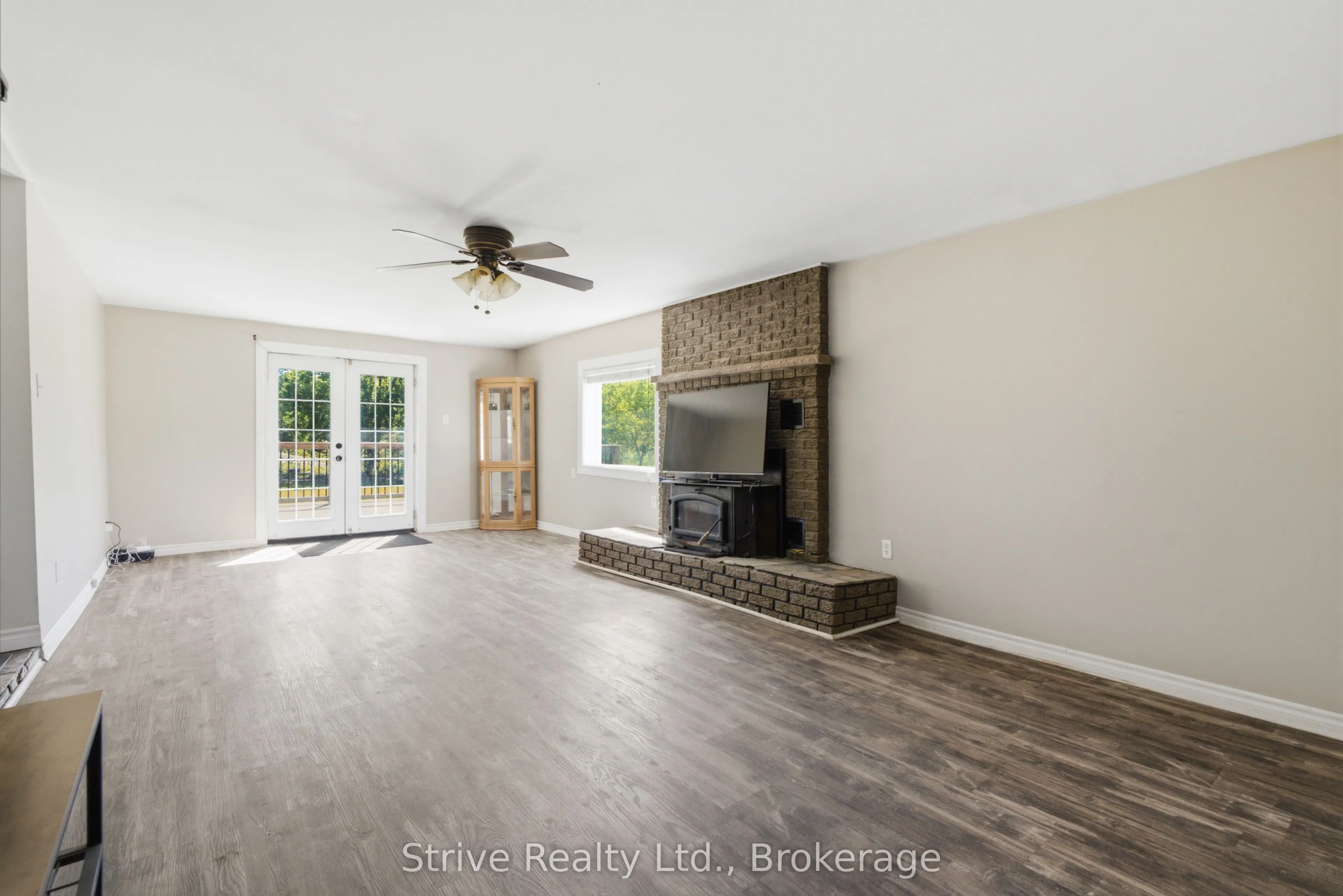 116 Concession Street W