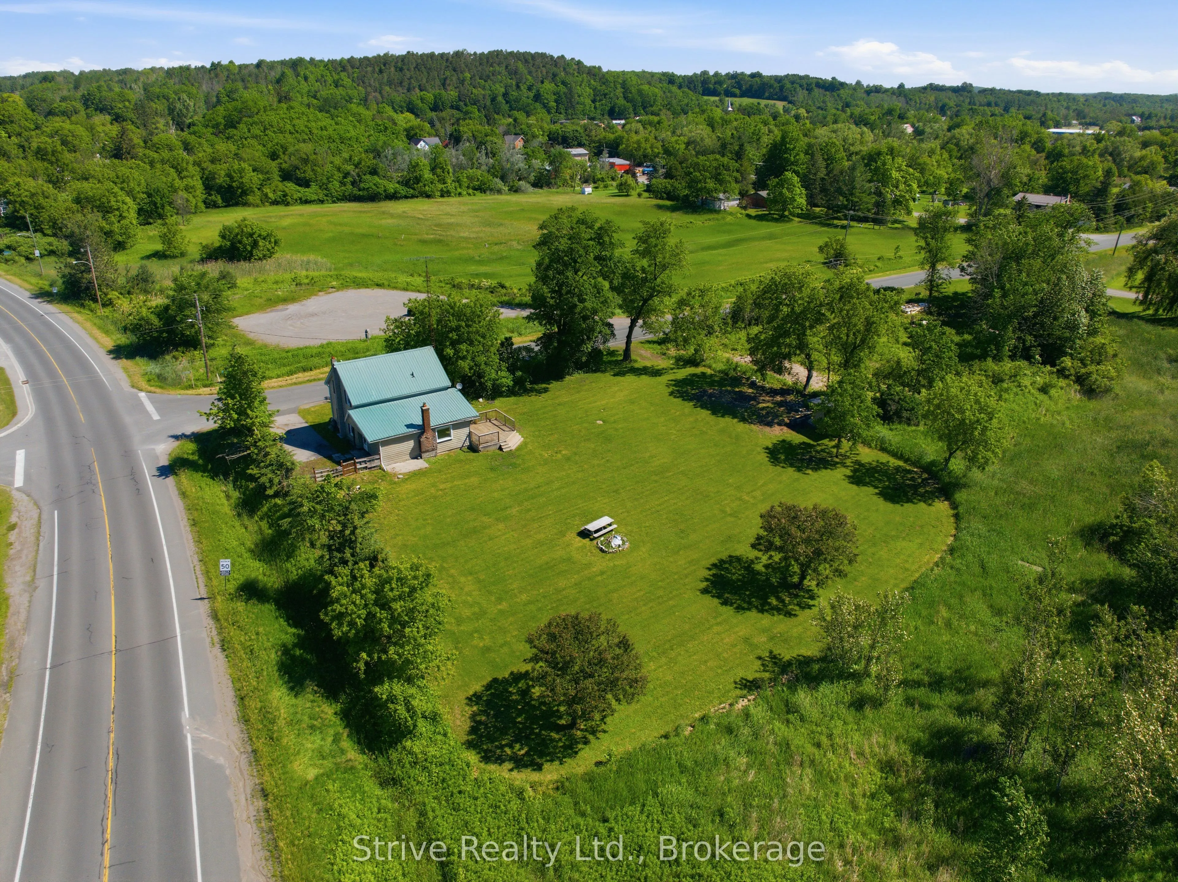 116 Concession Street W