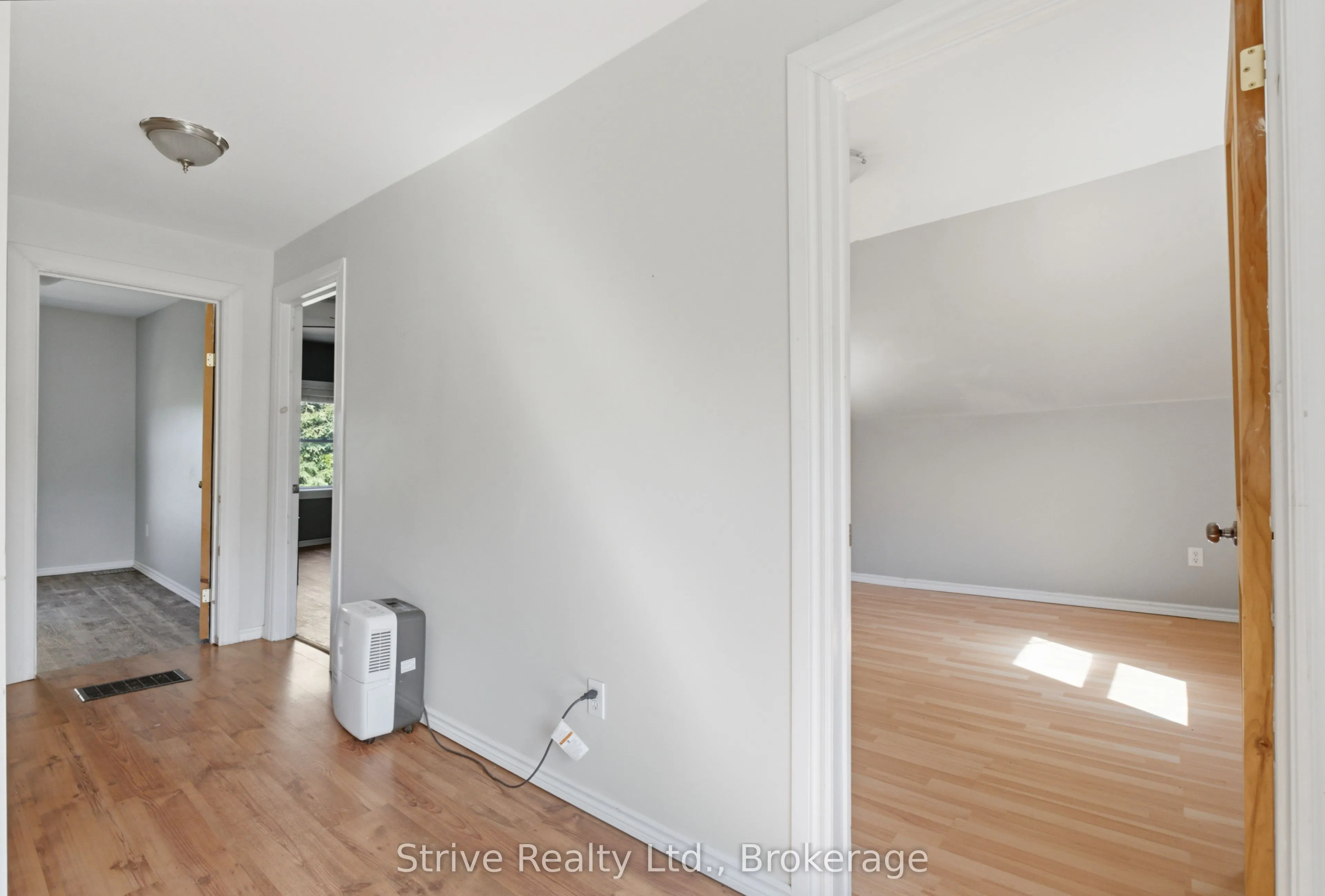 116 Concession Street W