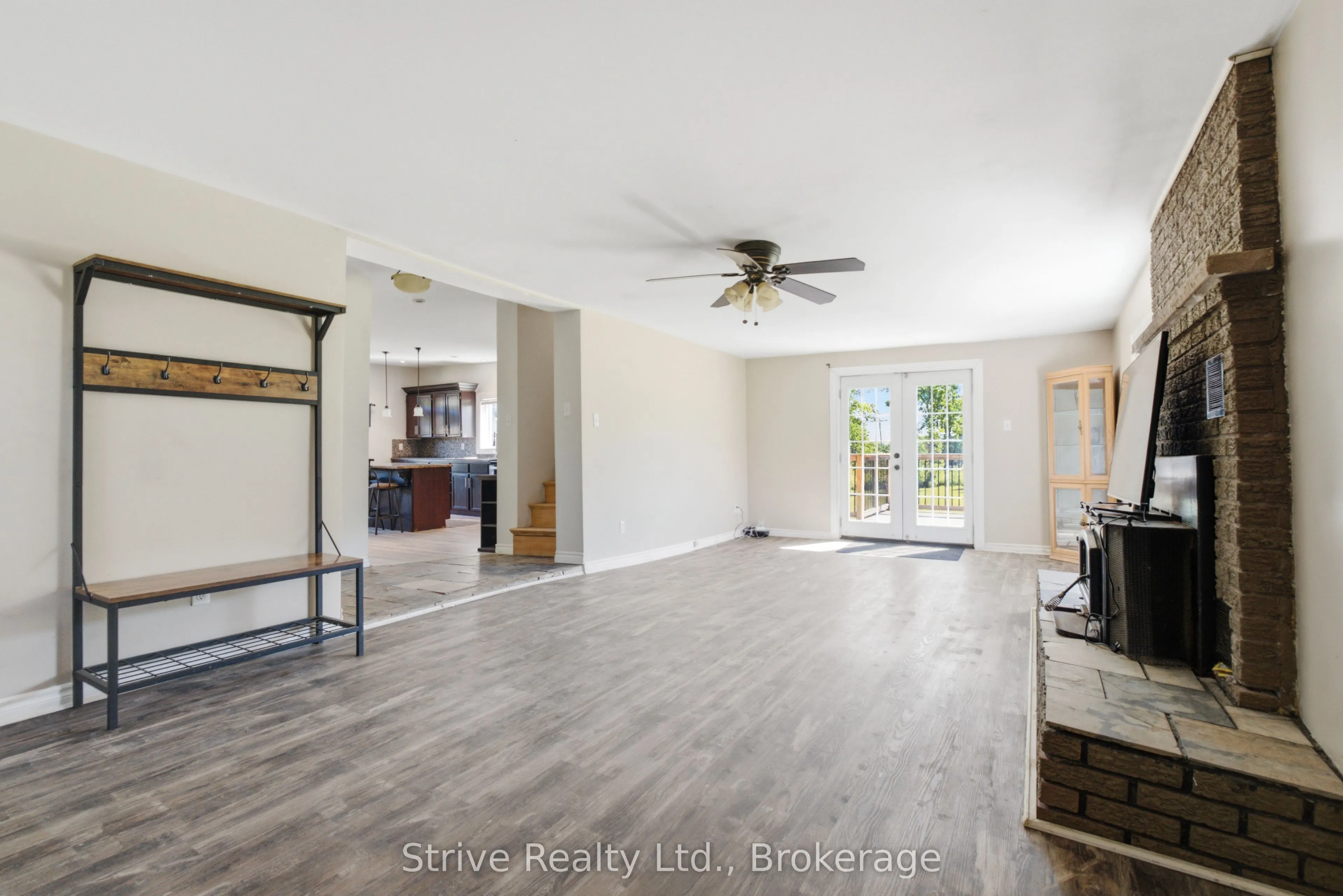 116 Concession Street W