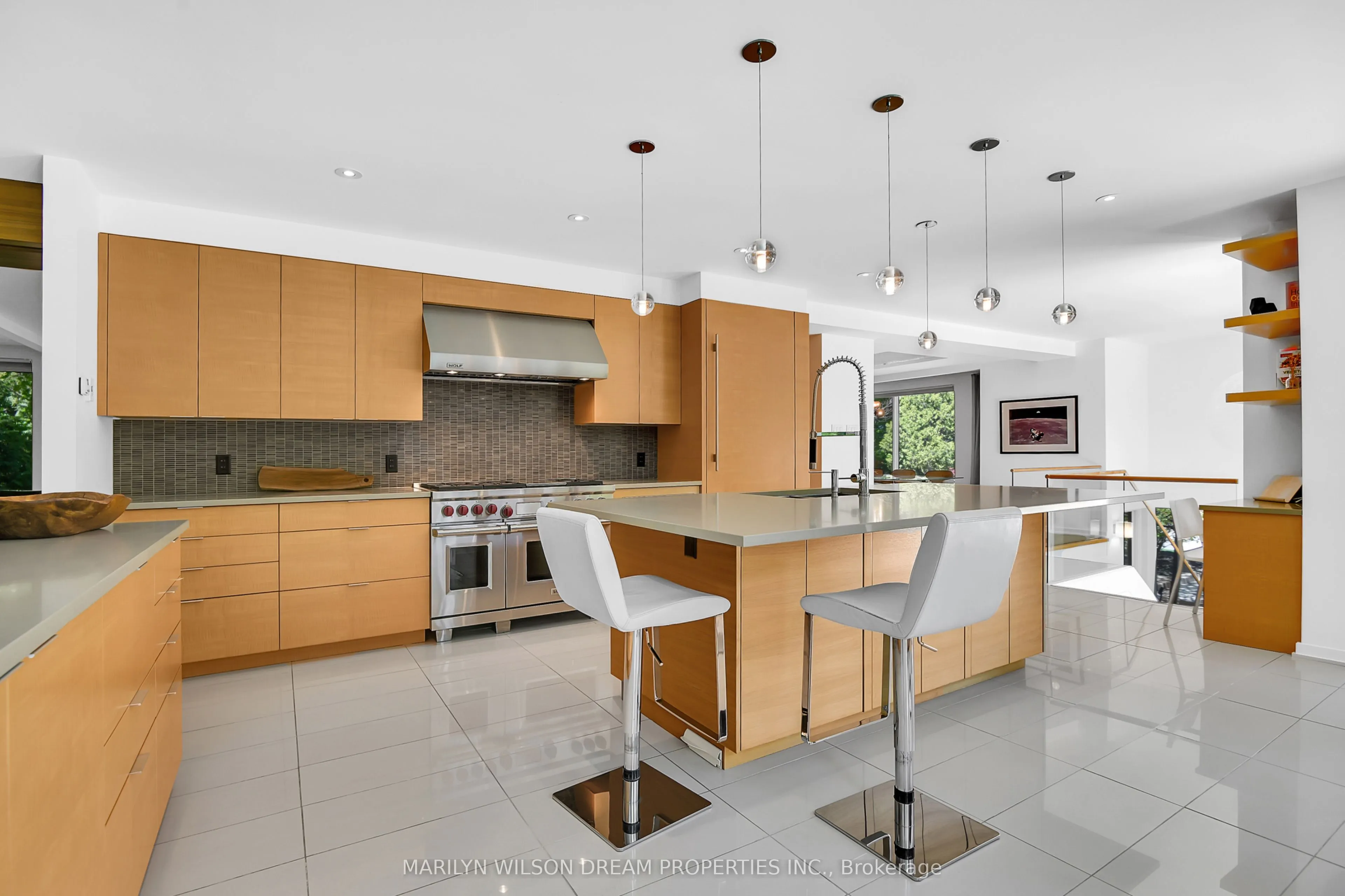 10 Burrows Road