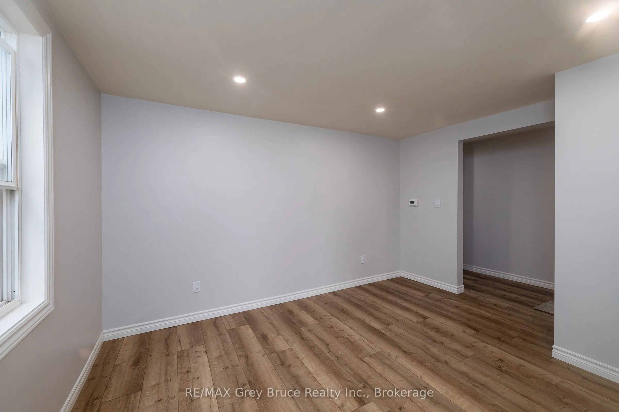 1131 3rd Avenue W