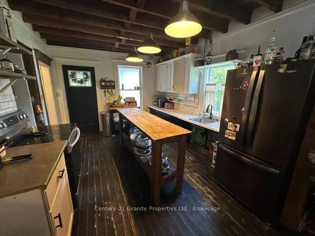 76 Nipissing Road E