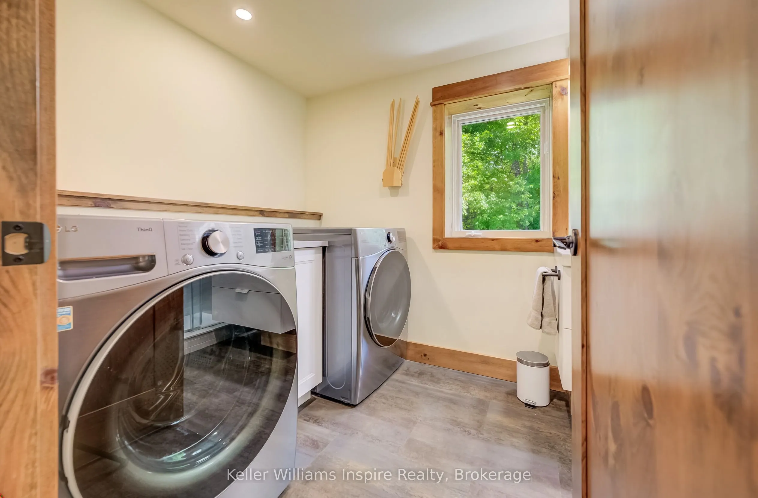492513 Southgate Sideroad 49