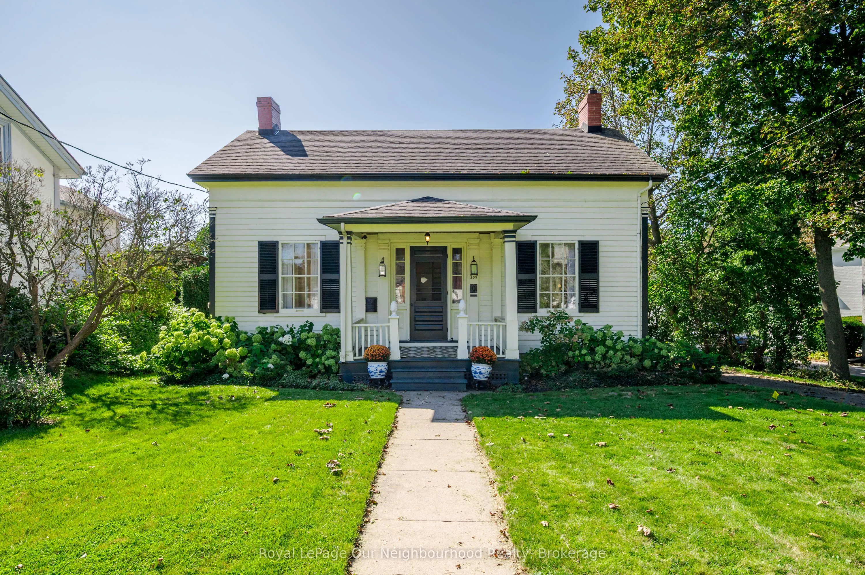 309 King Street W