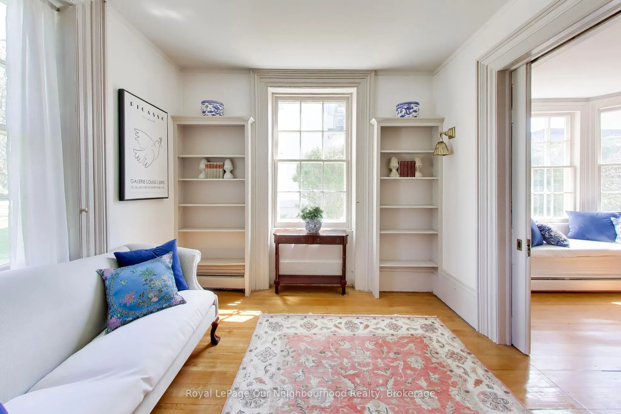 309 King Street W