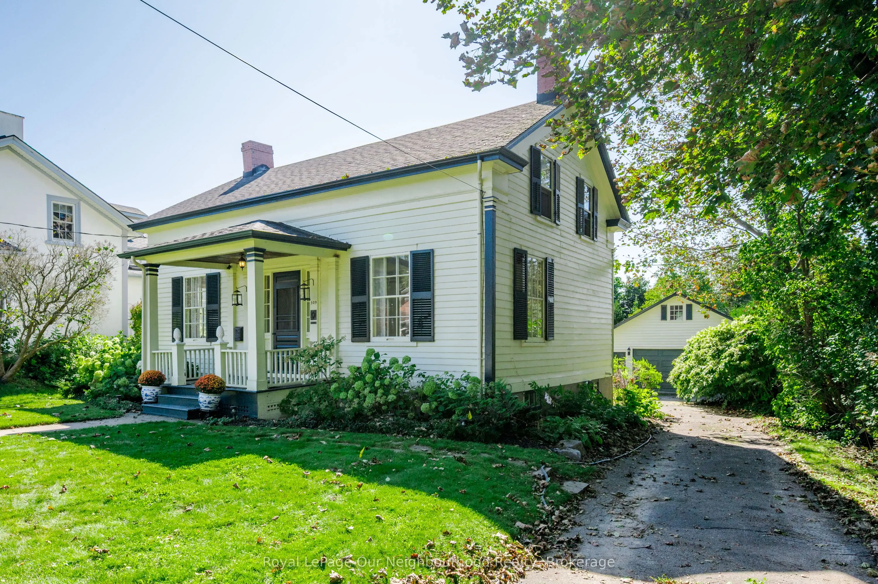 309 King Street W
