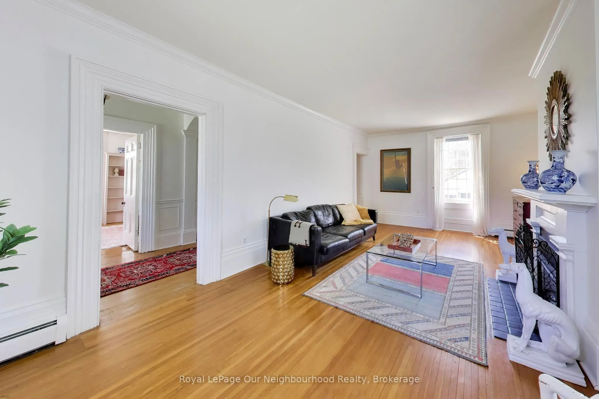 309 King Street W