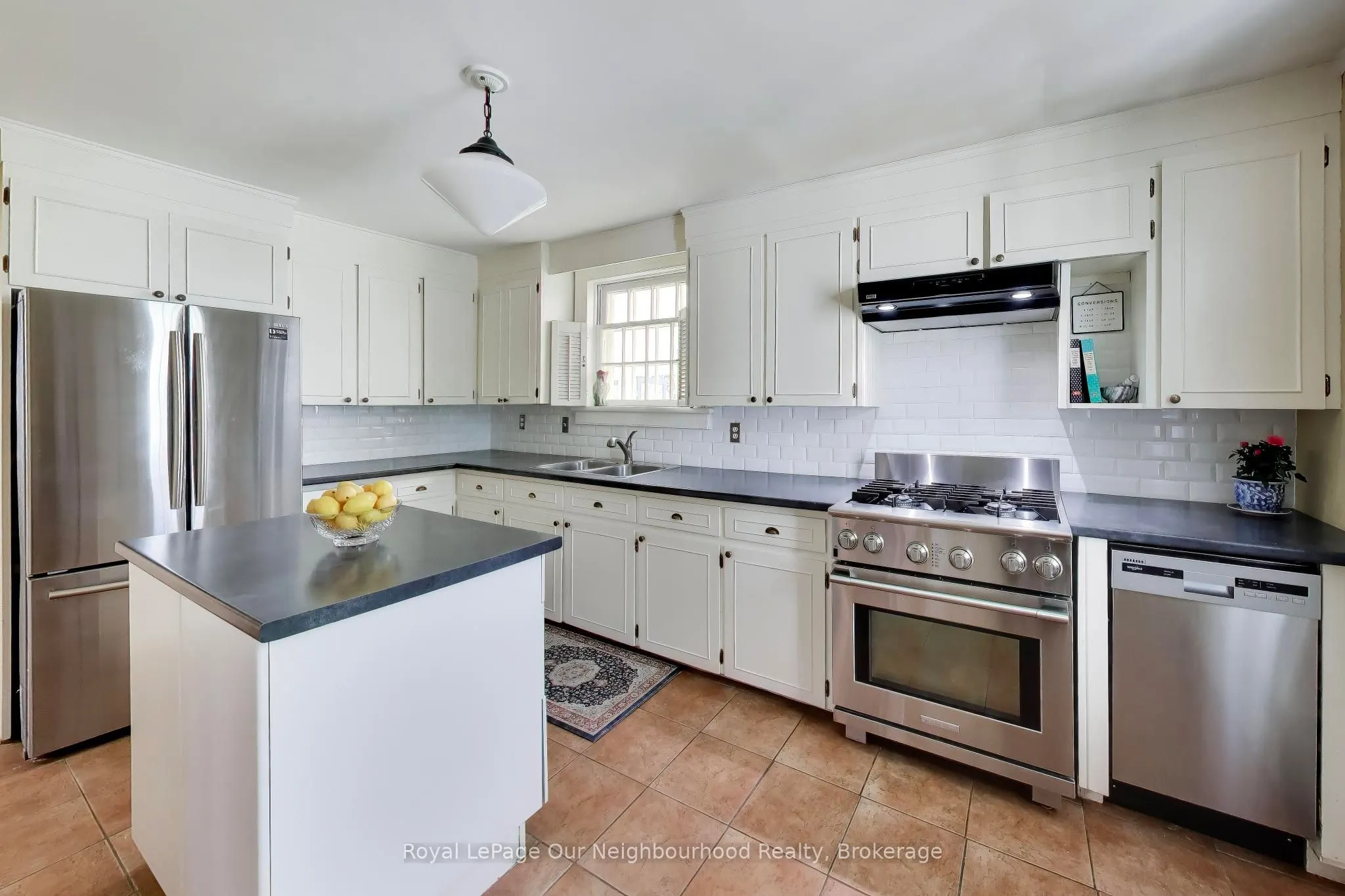 309 King Street W