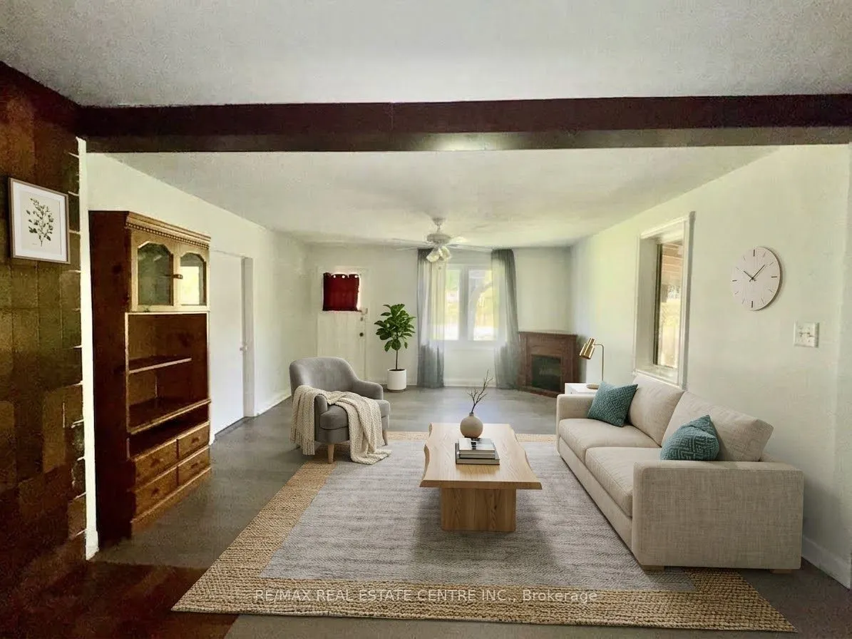 6587 Ellis Road