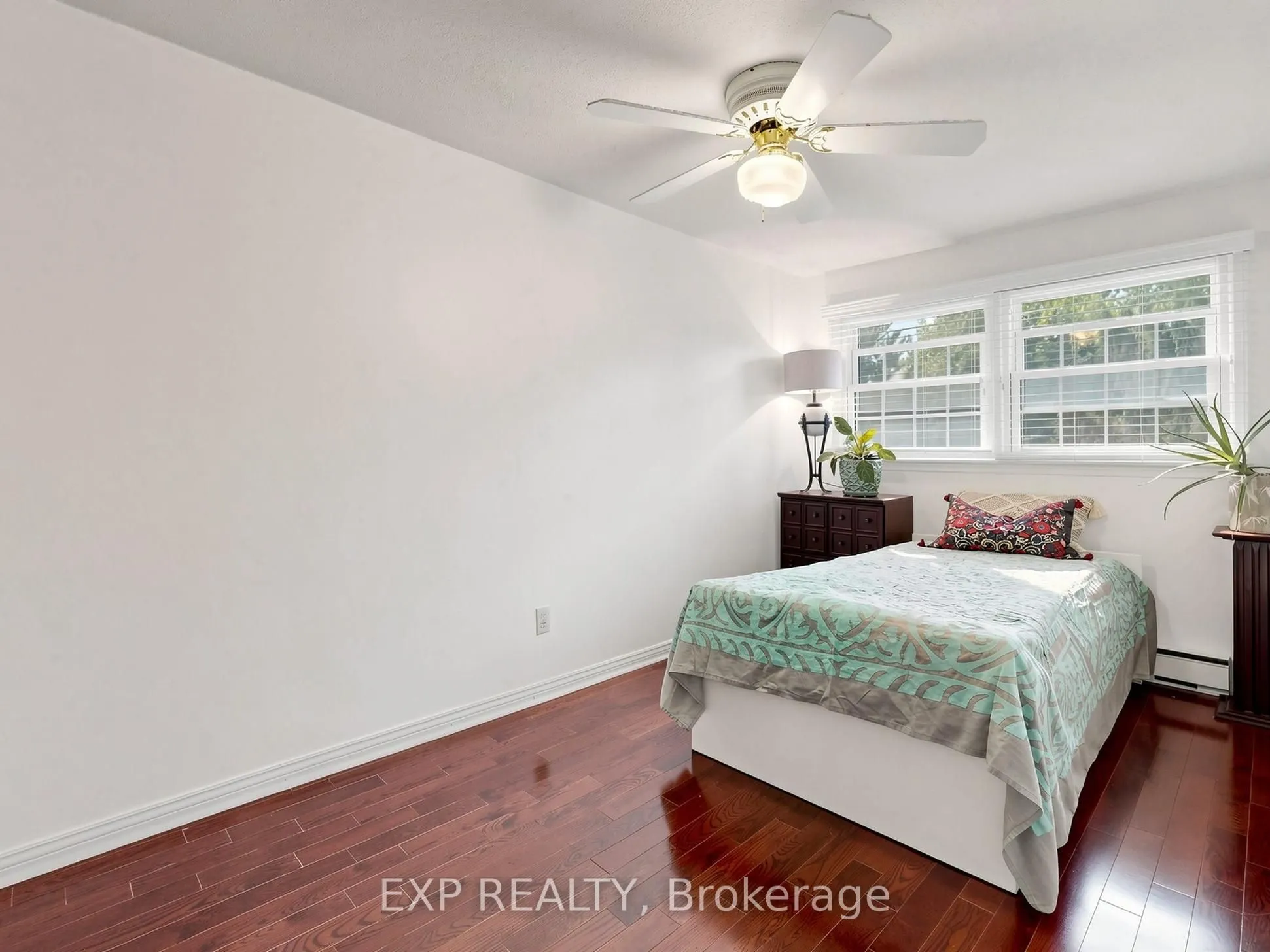 91 LIVINGSTON Avenue #12