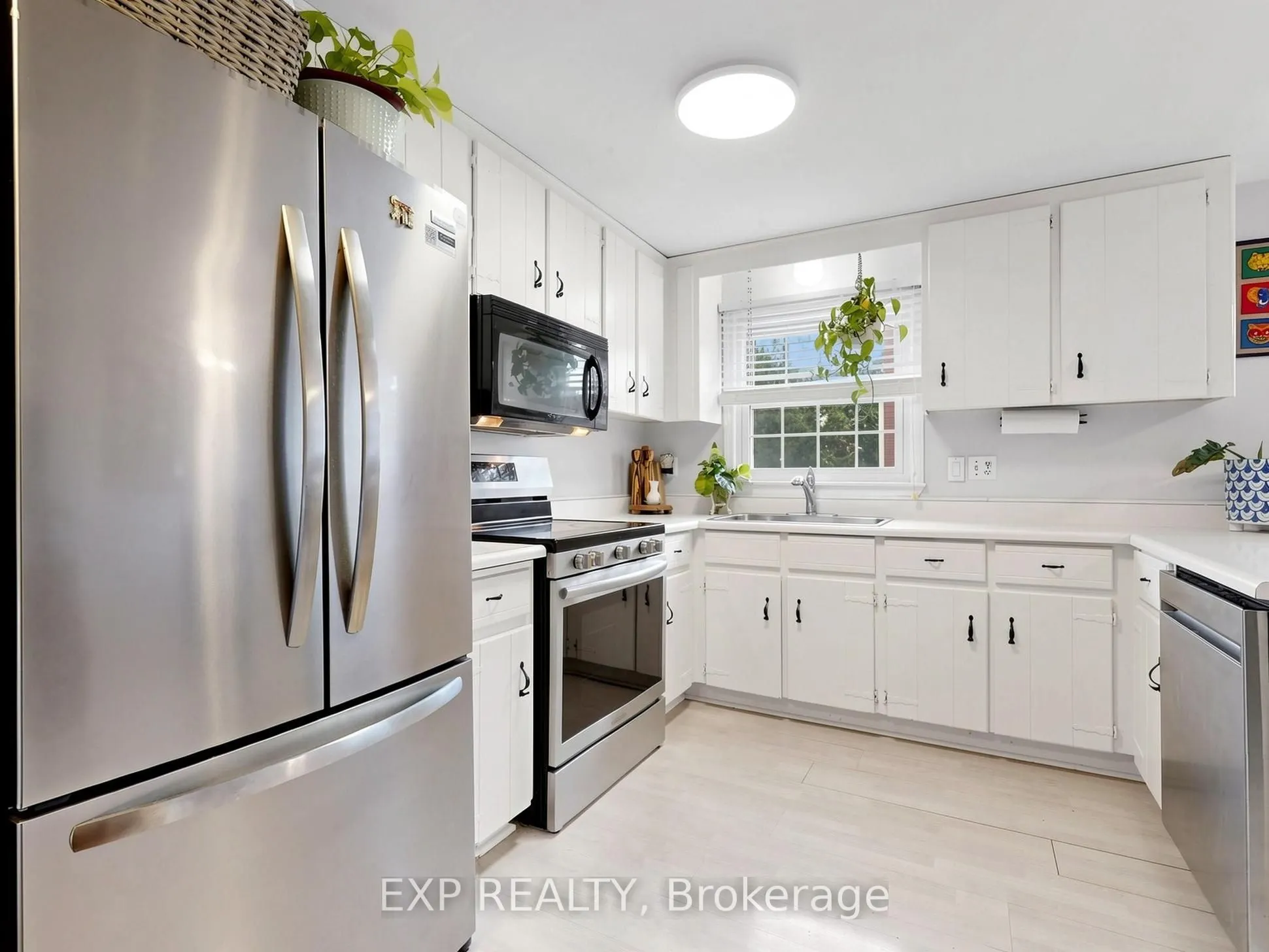 91 LIVINGSTON Avenue #12