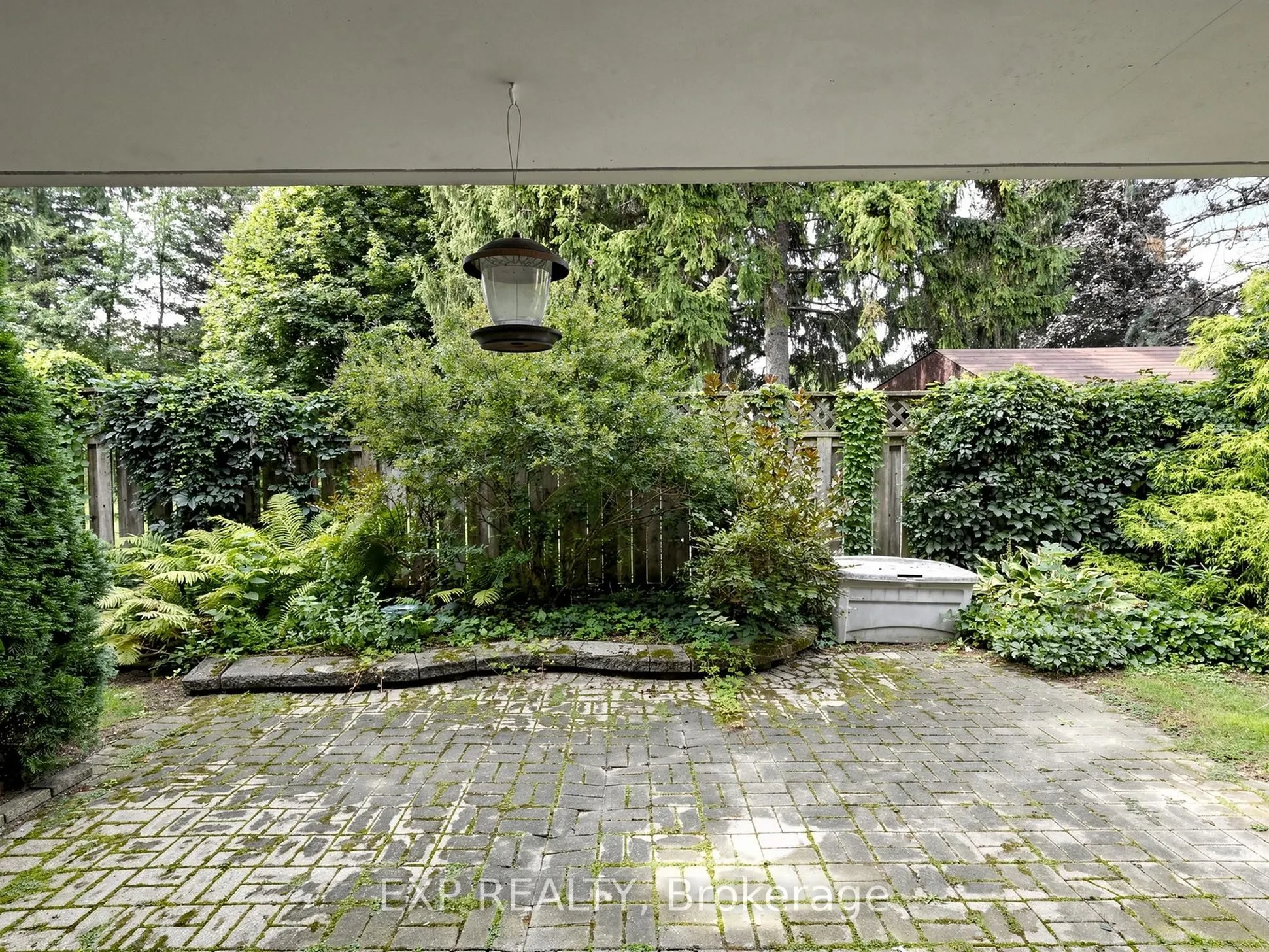 91 LIVINGSTON Avenue #12