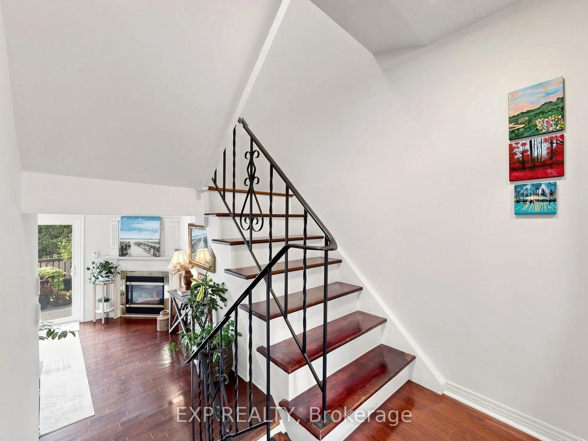 91 LIVINGSTON Avenue #12