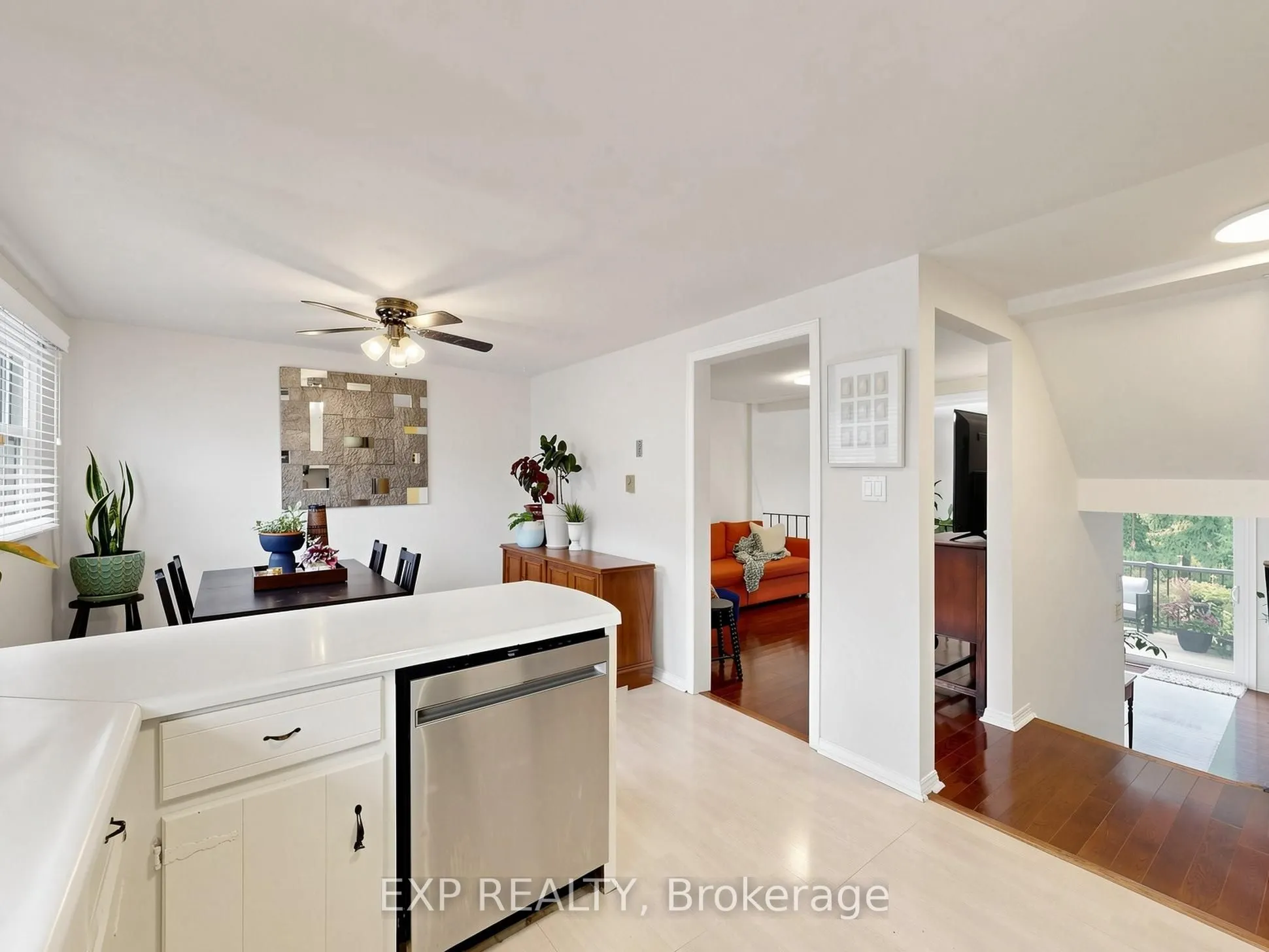 91 LIVINGSTON Avenue #12