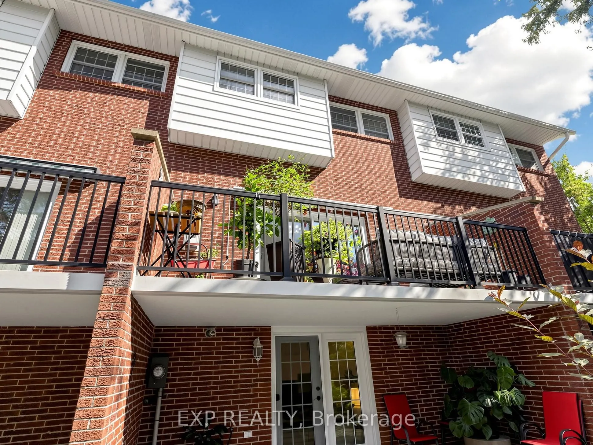 91 LIVINGSTON Avenue #12