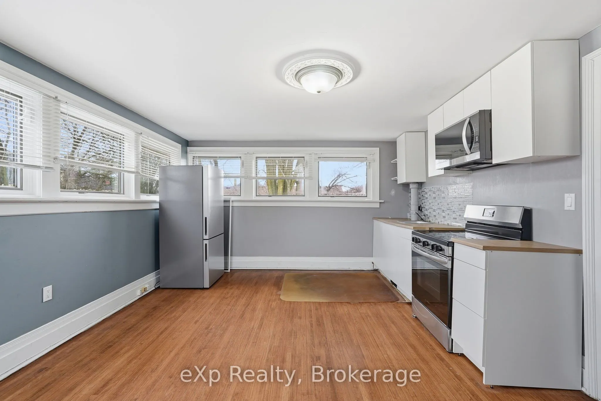 1025 2nd Avenue W