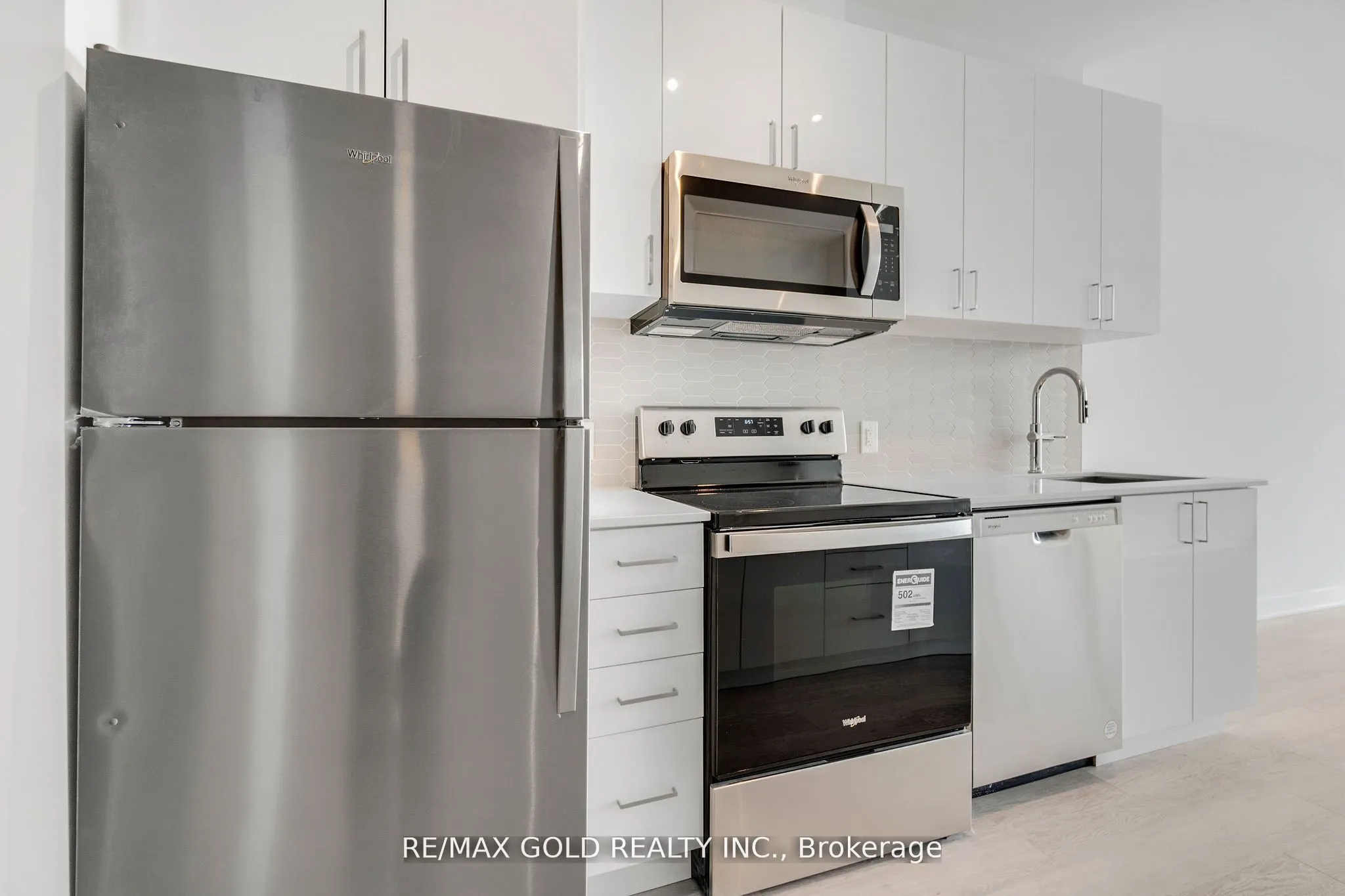 2782 Barton Street E #803