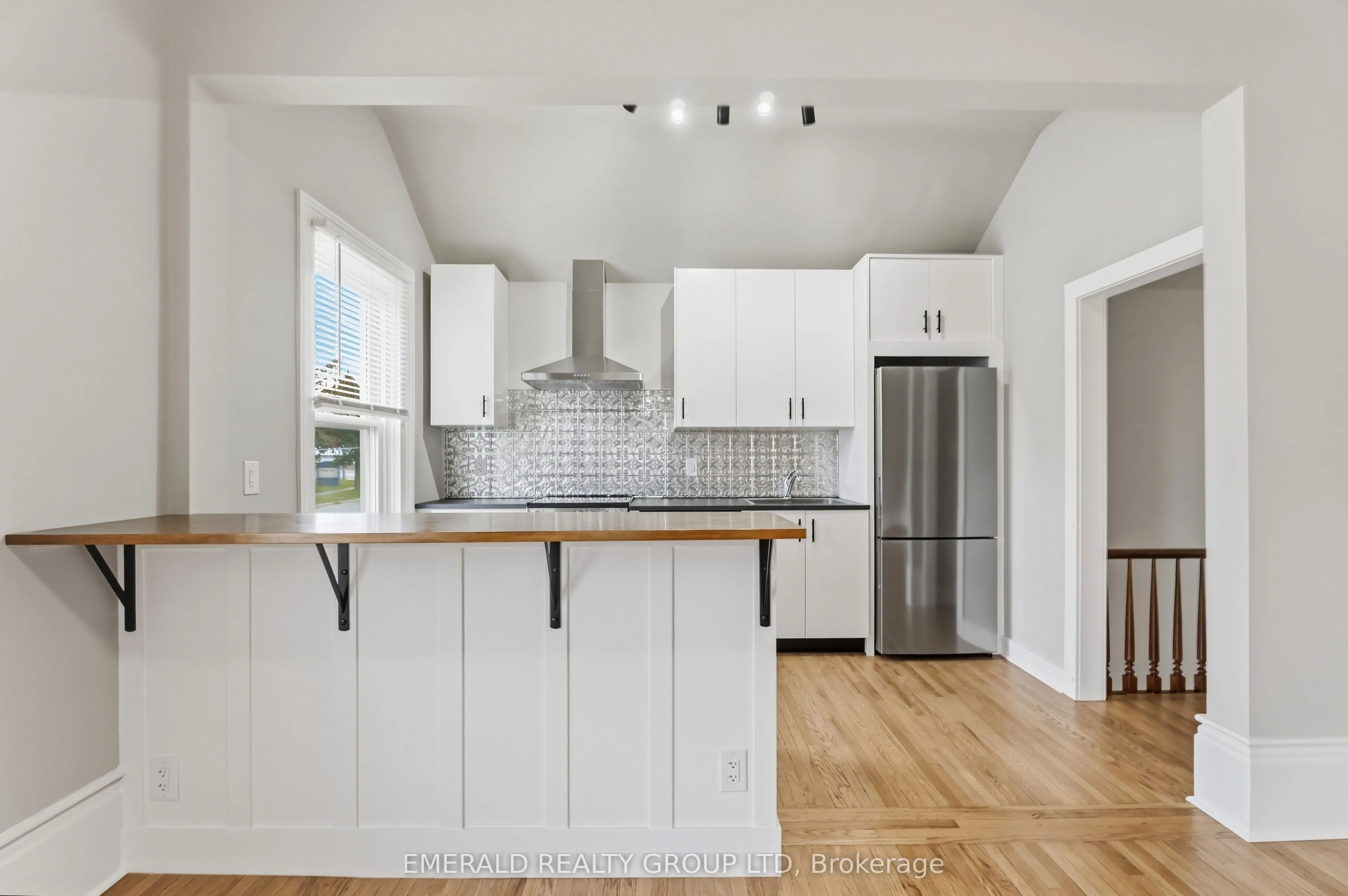 7 Ormond Street S #Upper