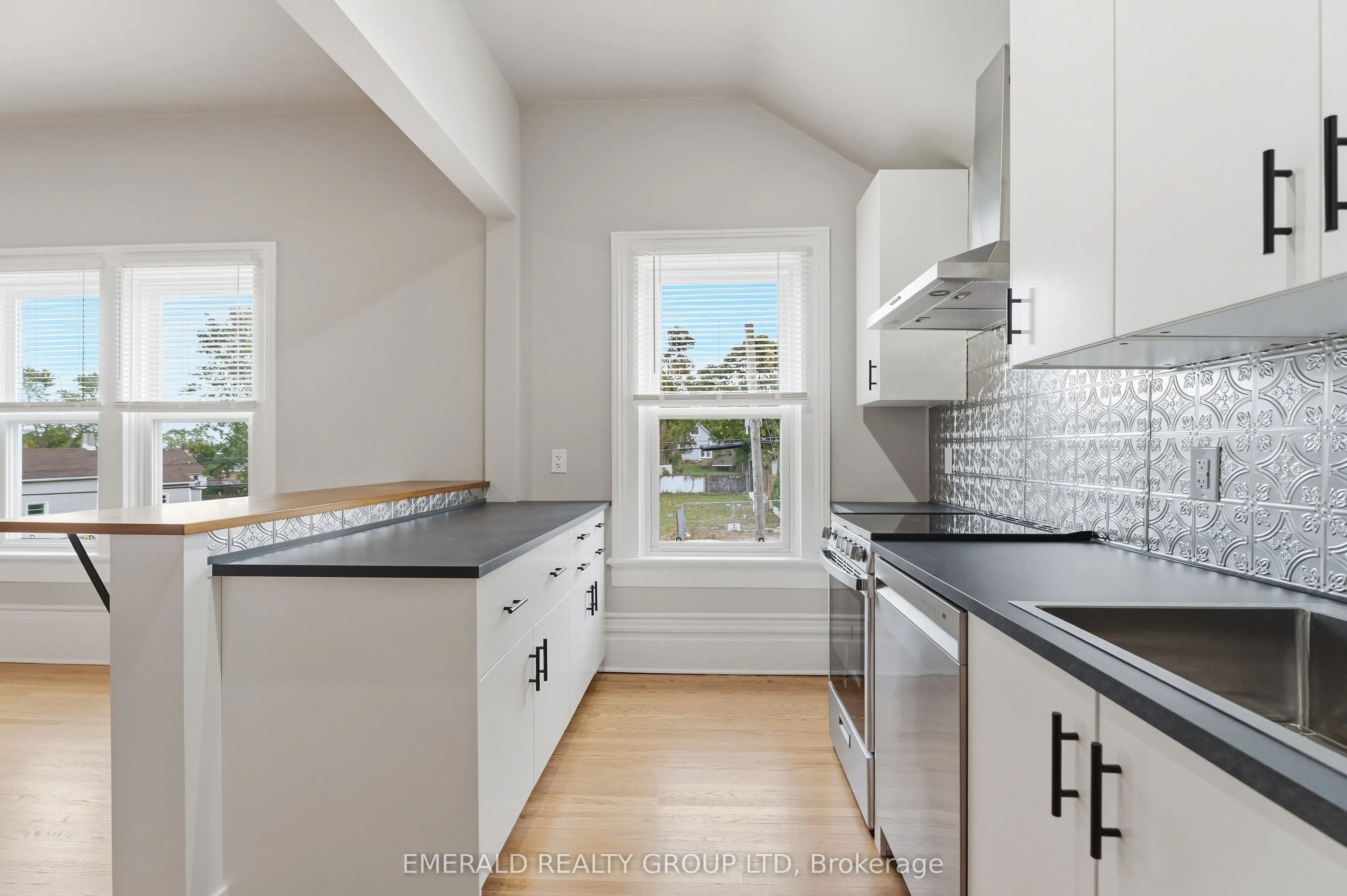 7 Ormond Street S #Upper