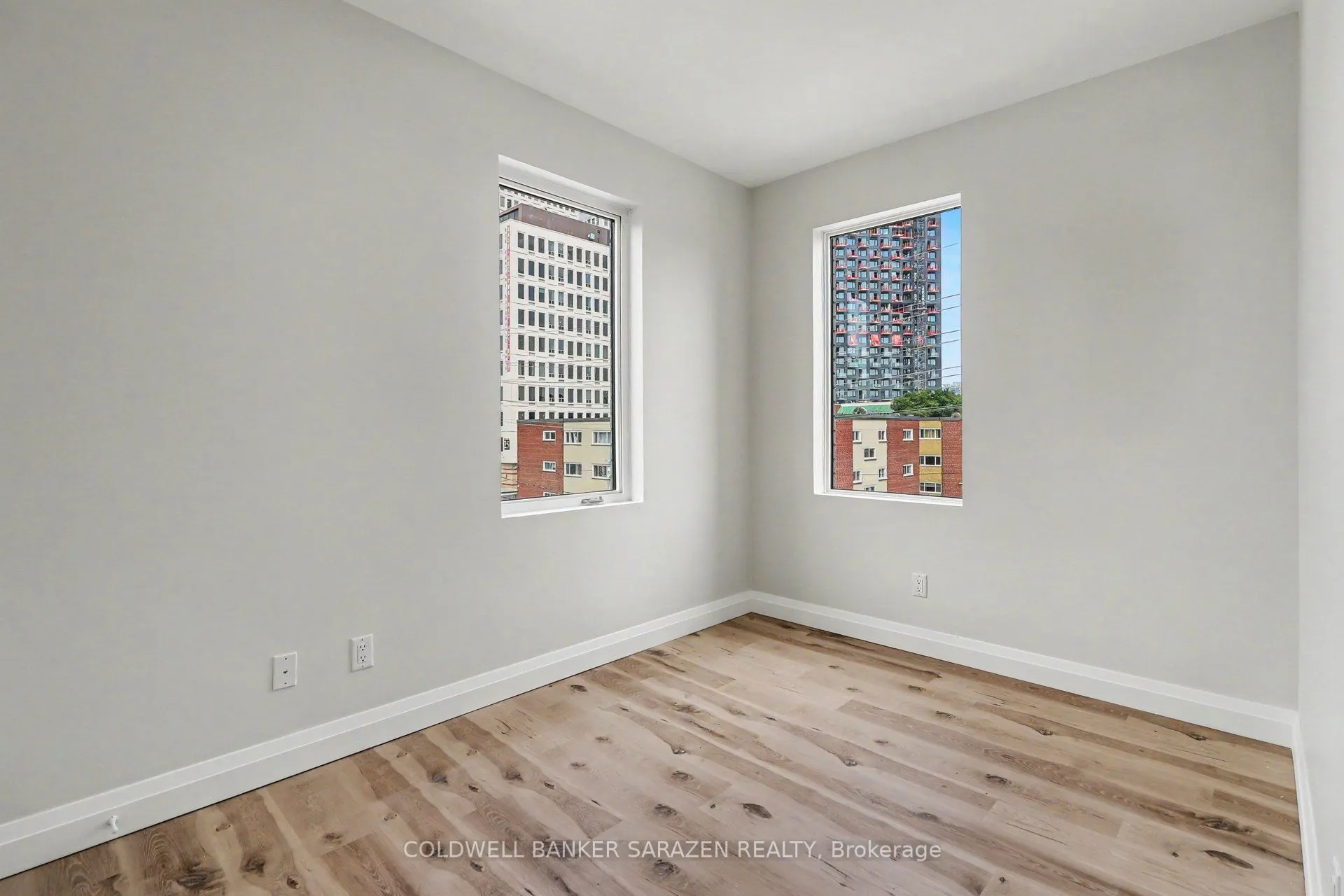 42 Mcarthur Avenue #301