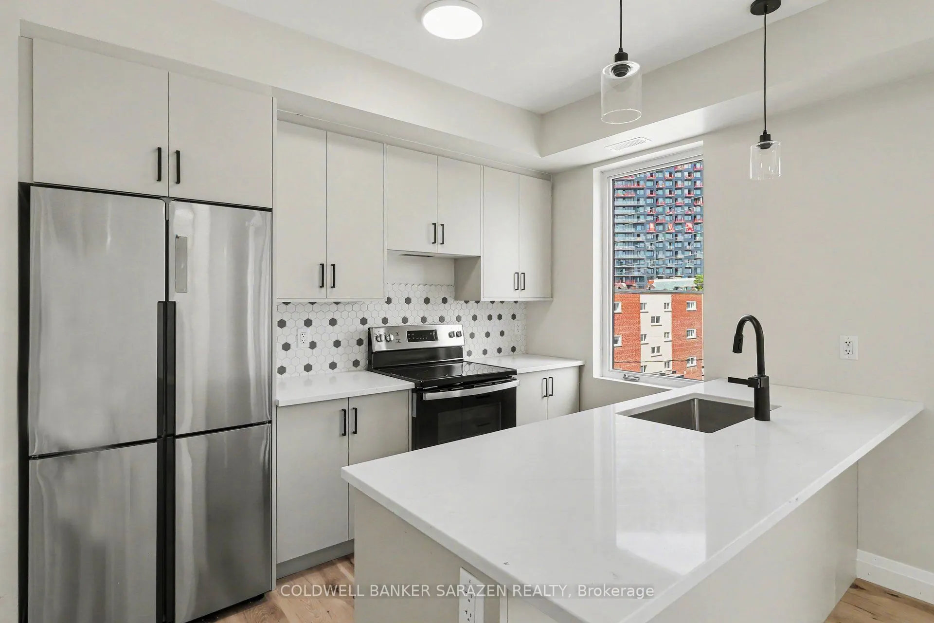 42 Mcarthur Avenue #001