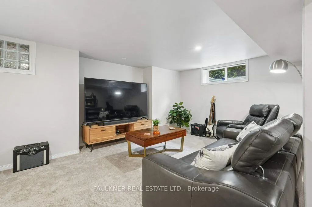 228 Fourth Avenue