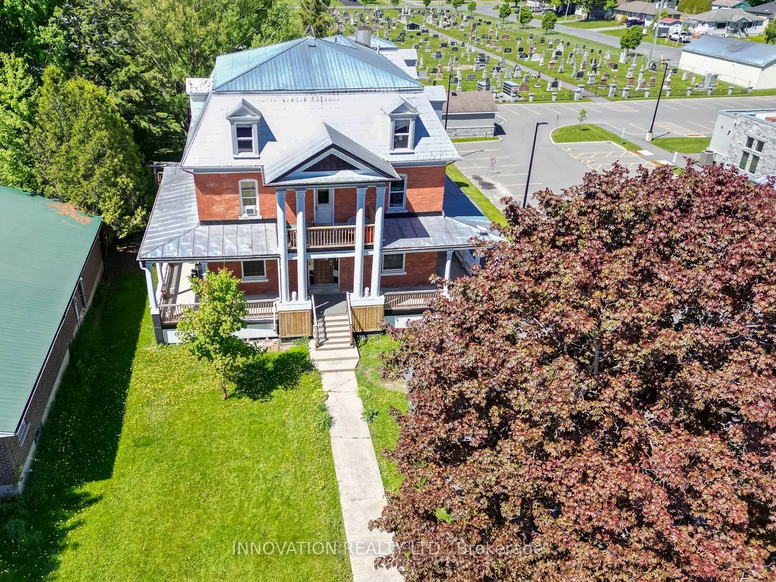 4550 Ste-Catherine Street