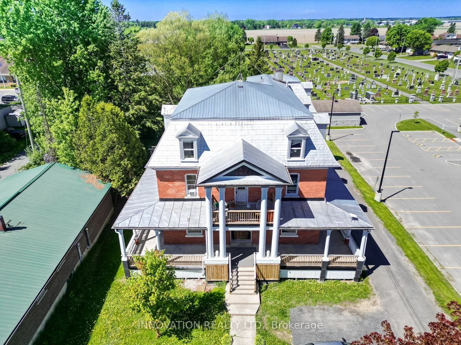 4550 Ste-Catherine Street