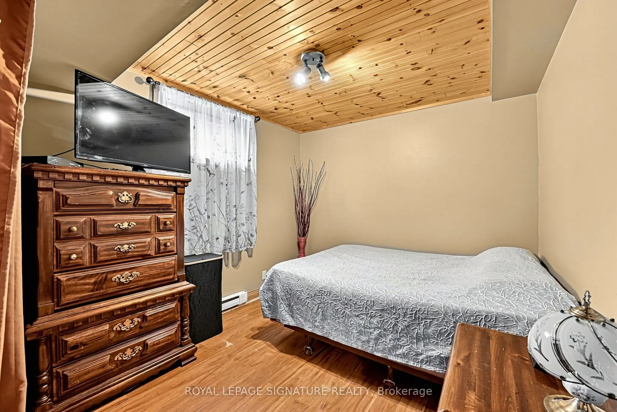 4177 Kennisis Lake Road