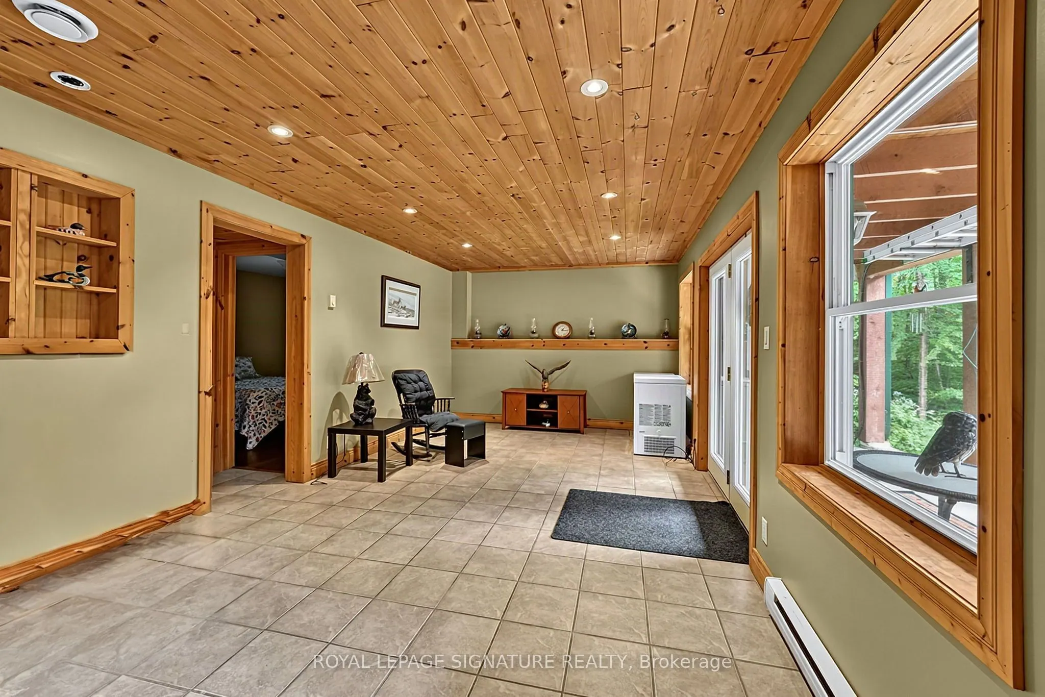 4177 Kennisis Lake Road