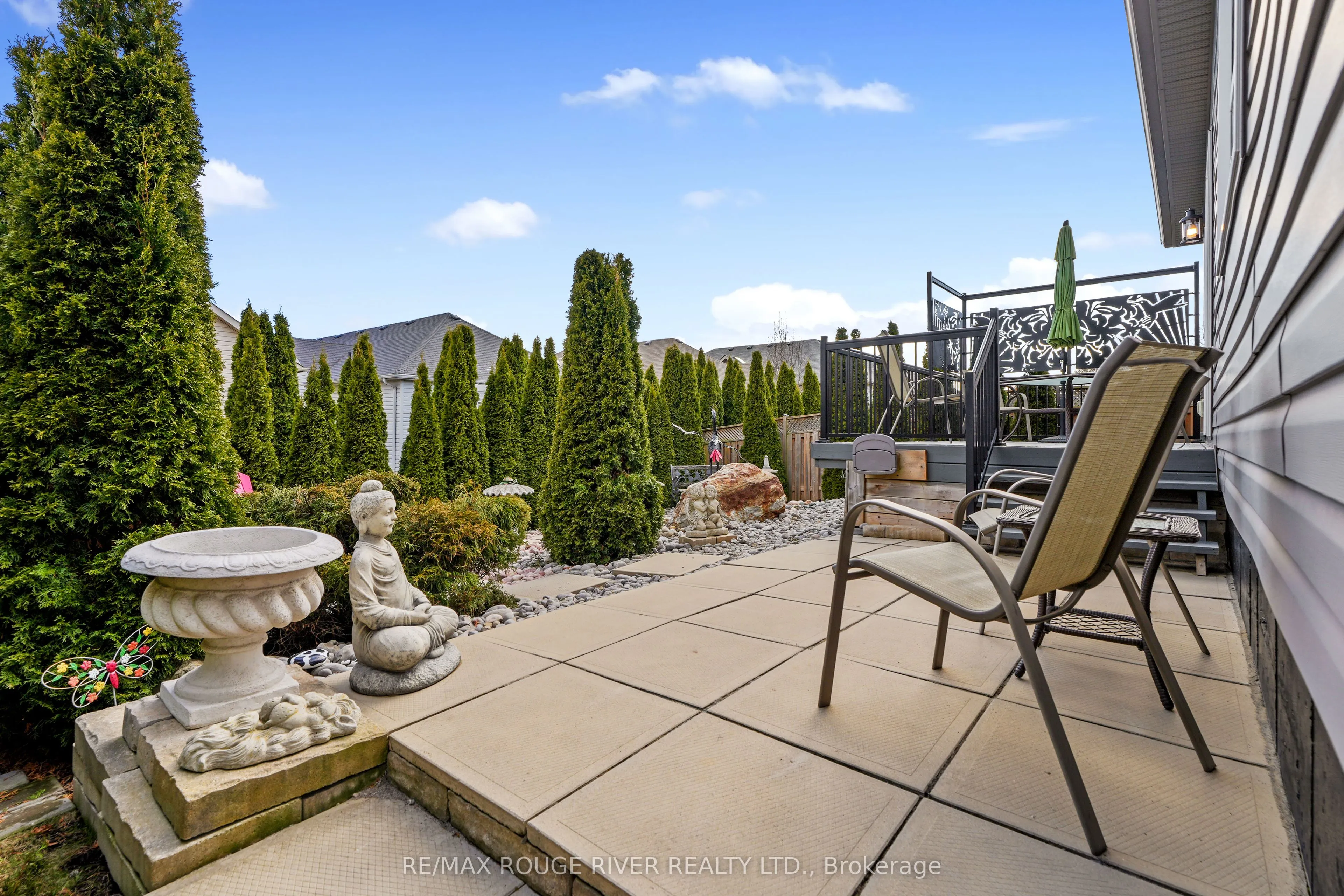 378 Lonsberry Drive