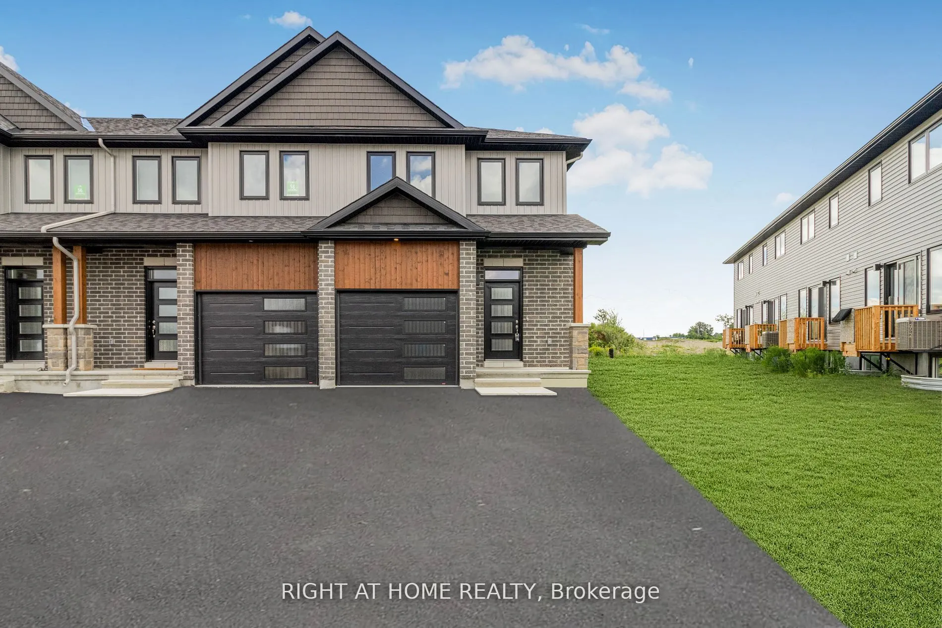 60 GRIFFITH Way
