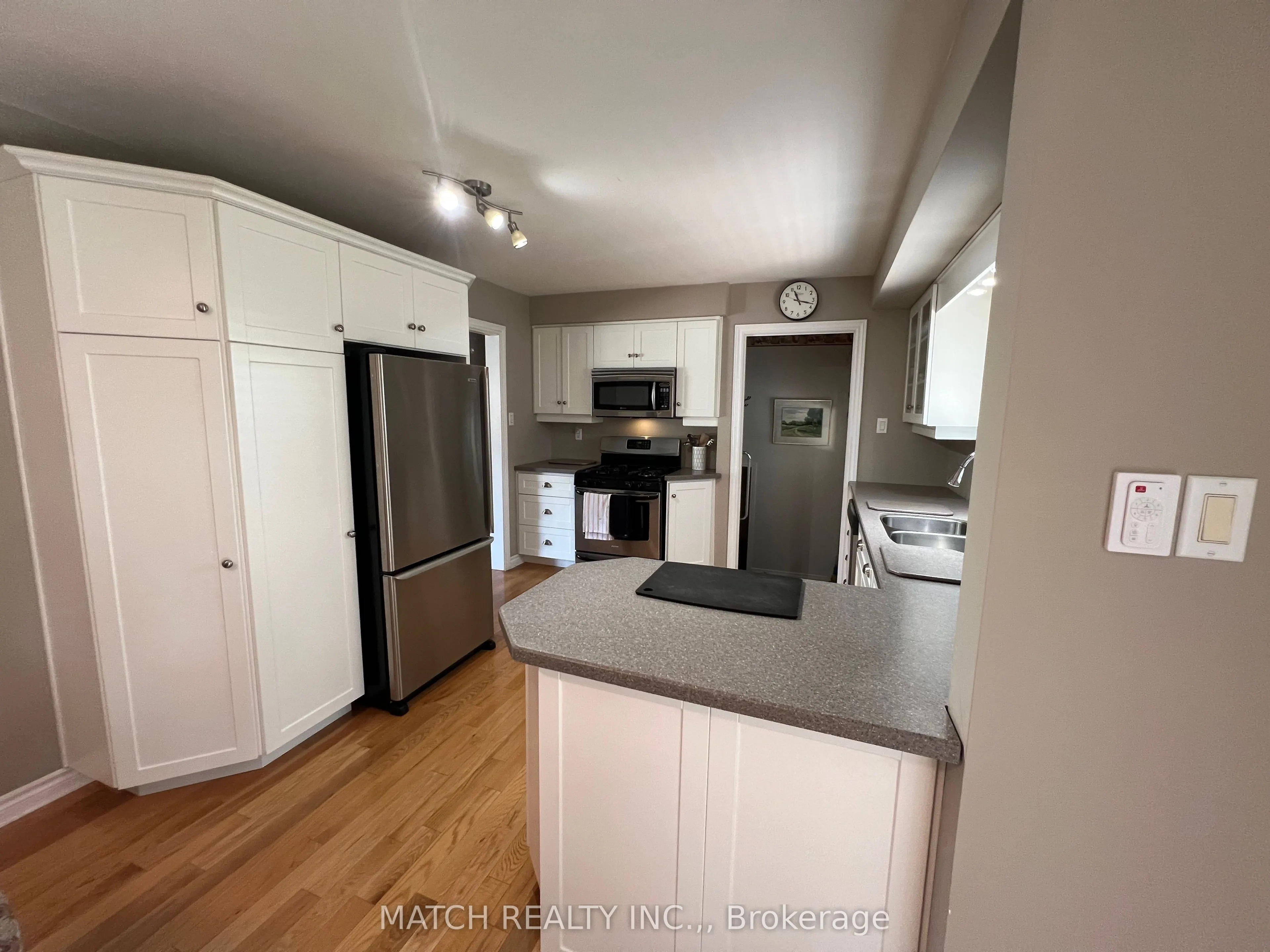 128 Erie Avenue