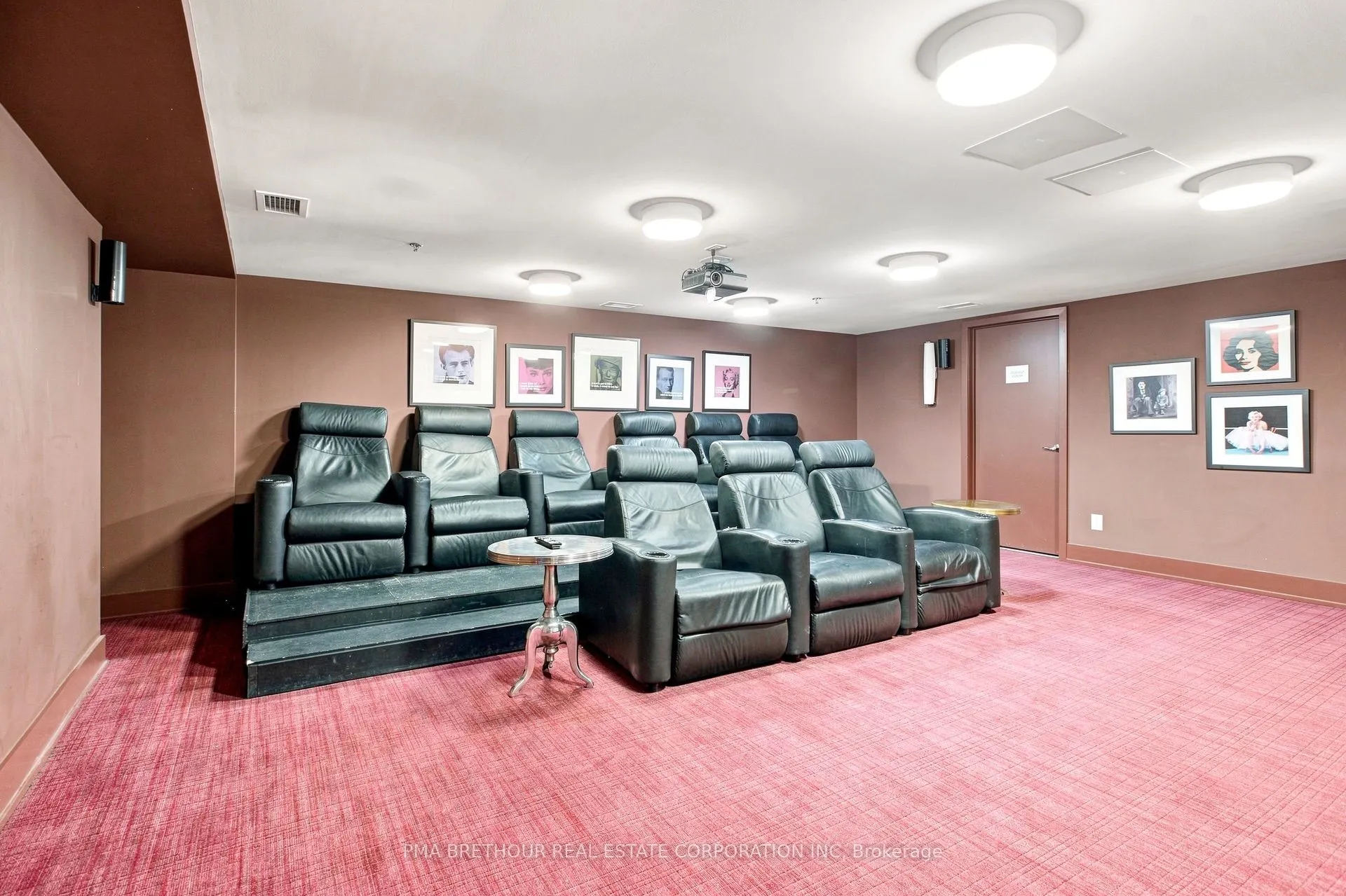 88 Richmond Road #606