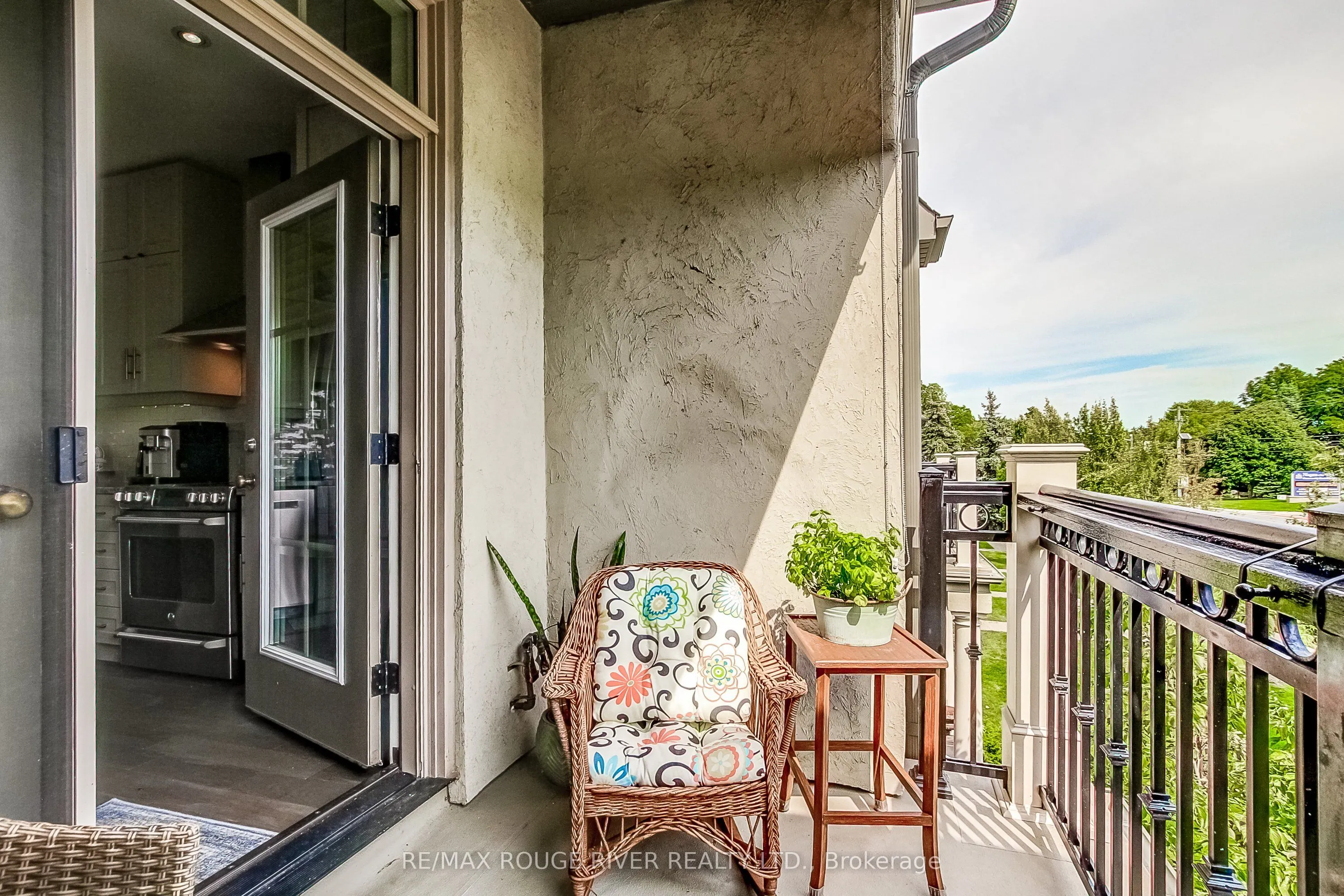 17 St. Andrews Lane S #17