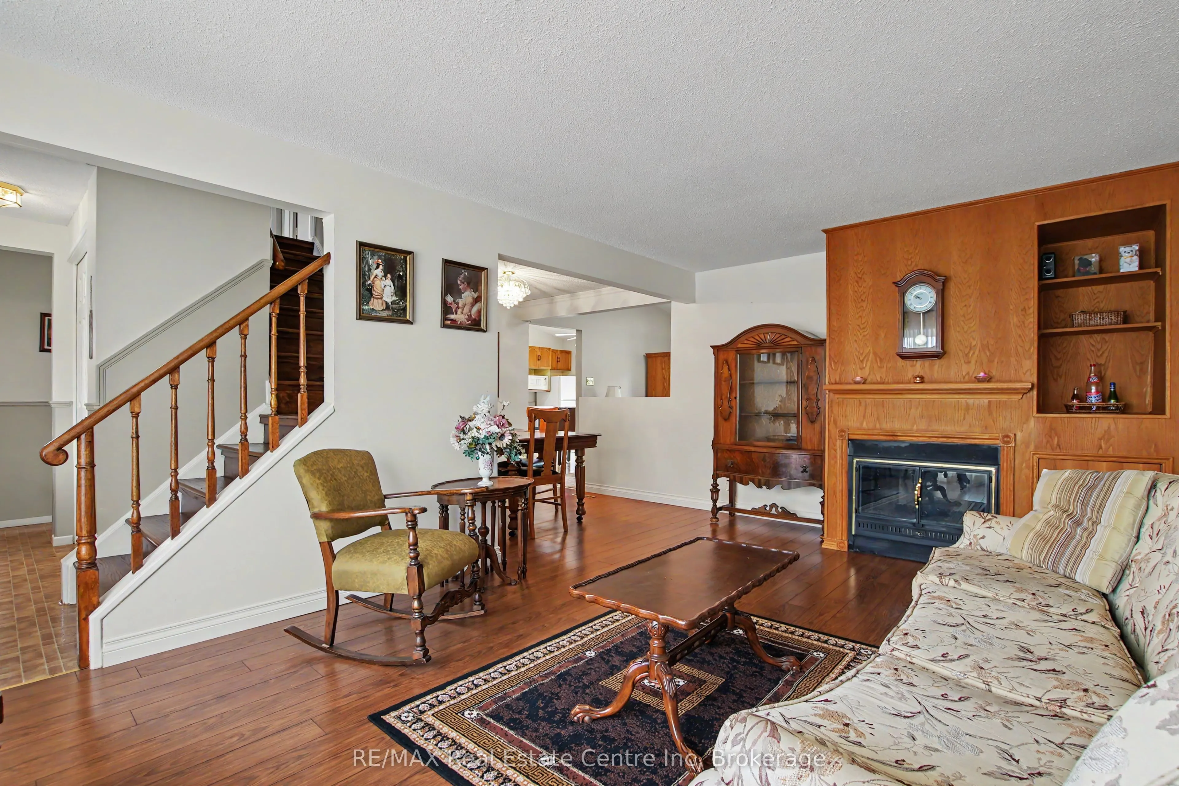 78 Rolling Meadows Drive