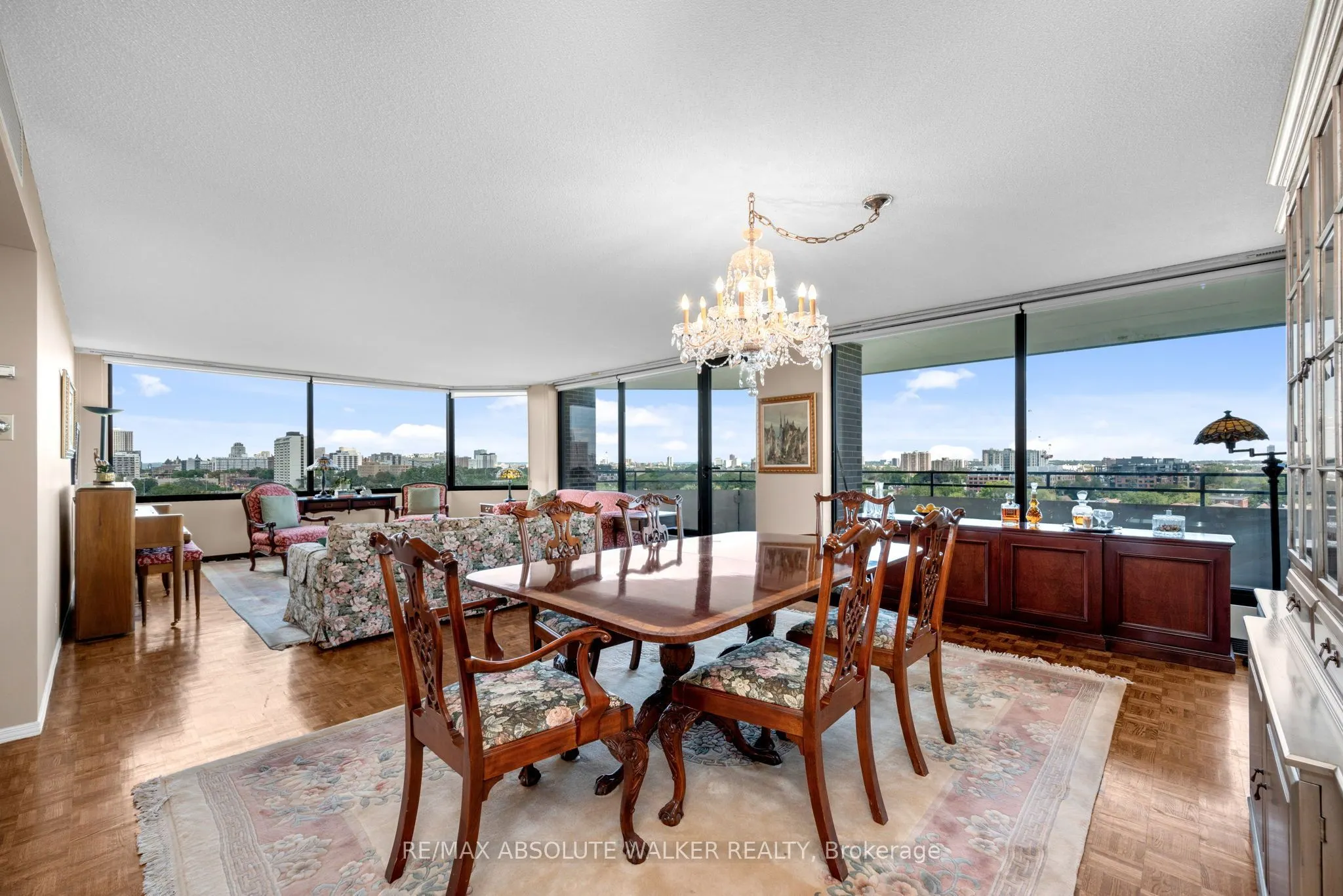 300 Queen Elizabeth Drive #9B