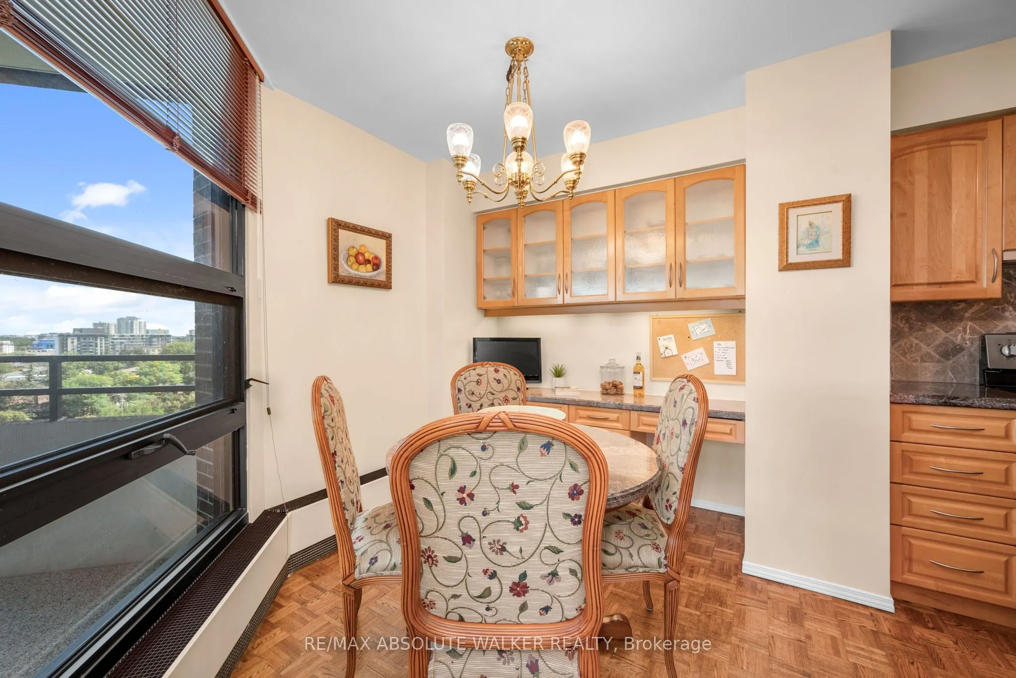 300 Queen Elizabeth Drive #9B