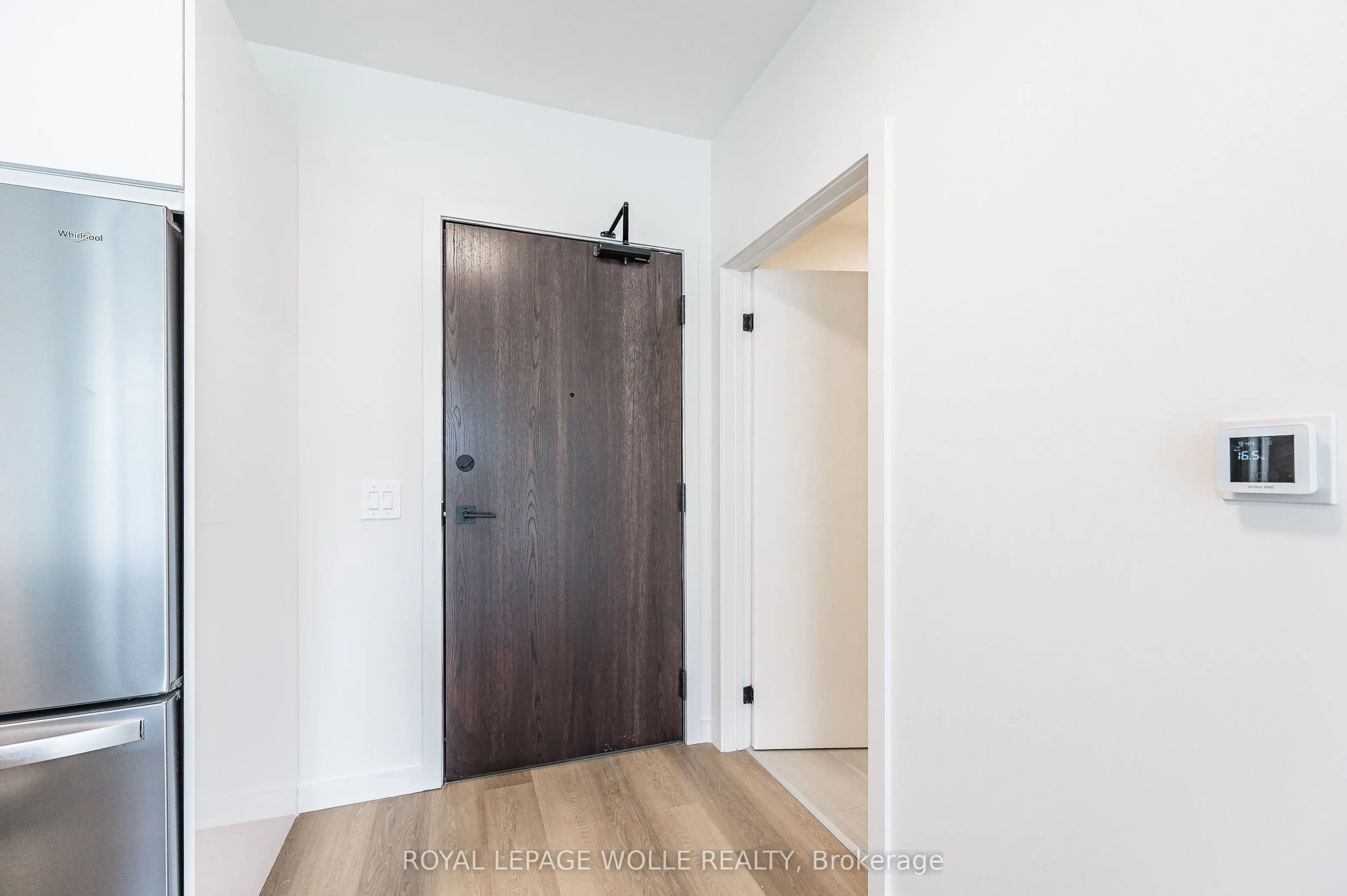 24 Union Street E #303