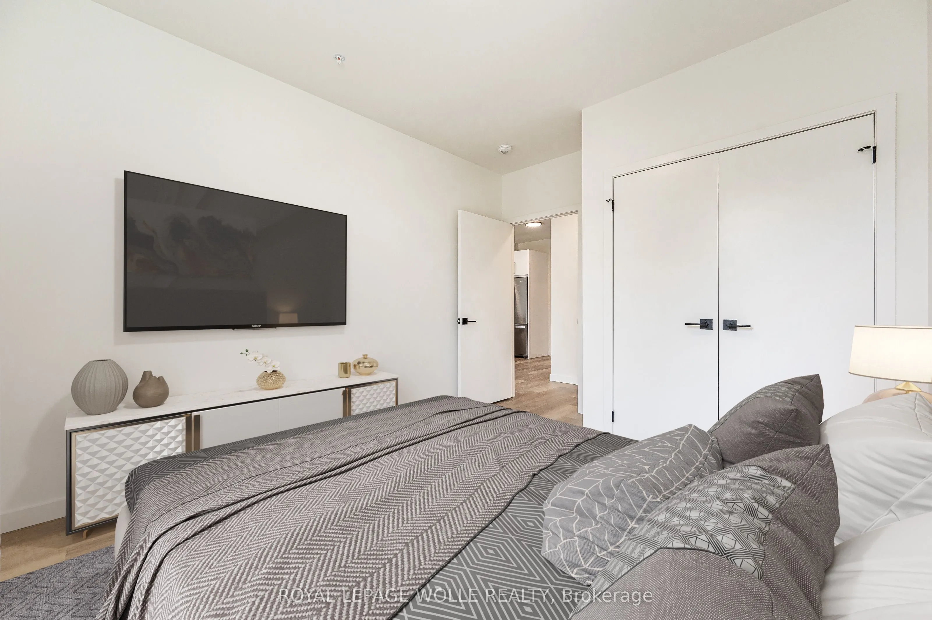 24 Union Street E #303