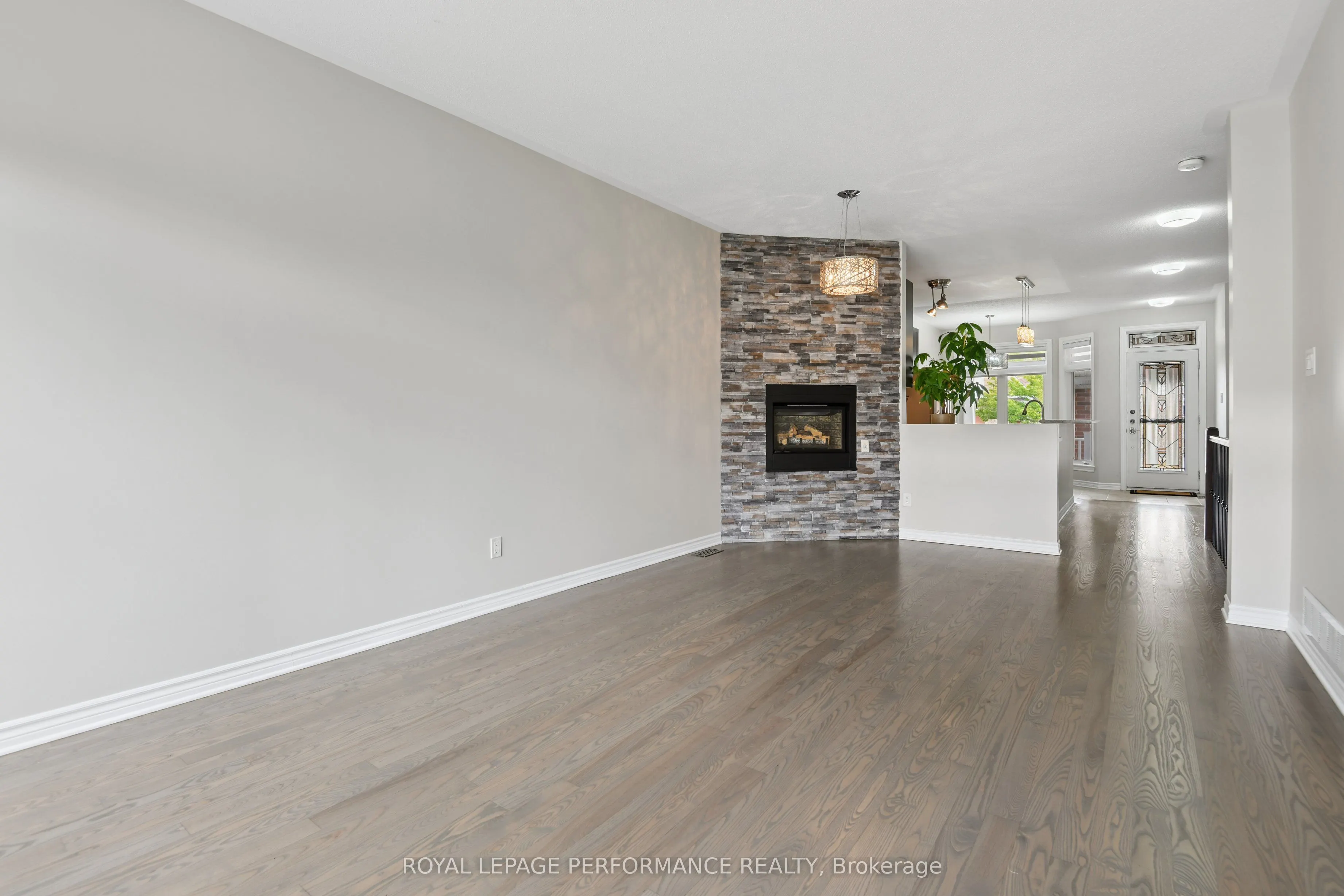 261 Bulrush Crescent