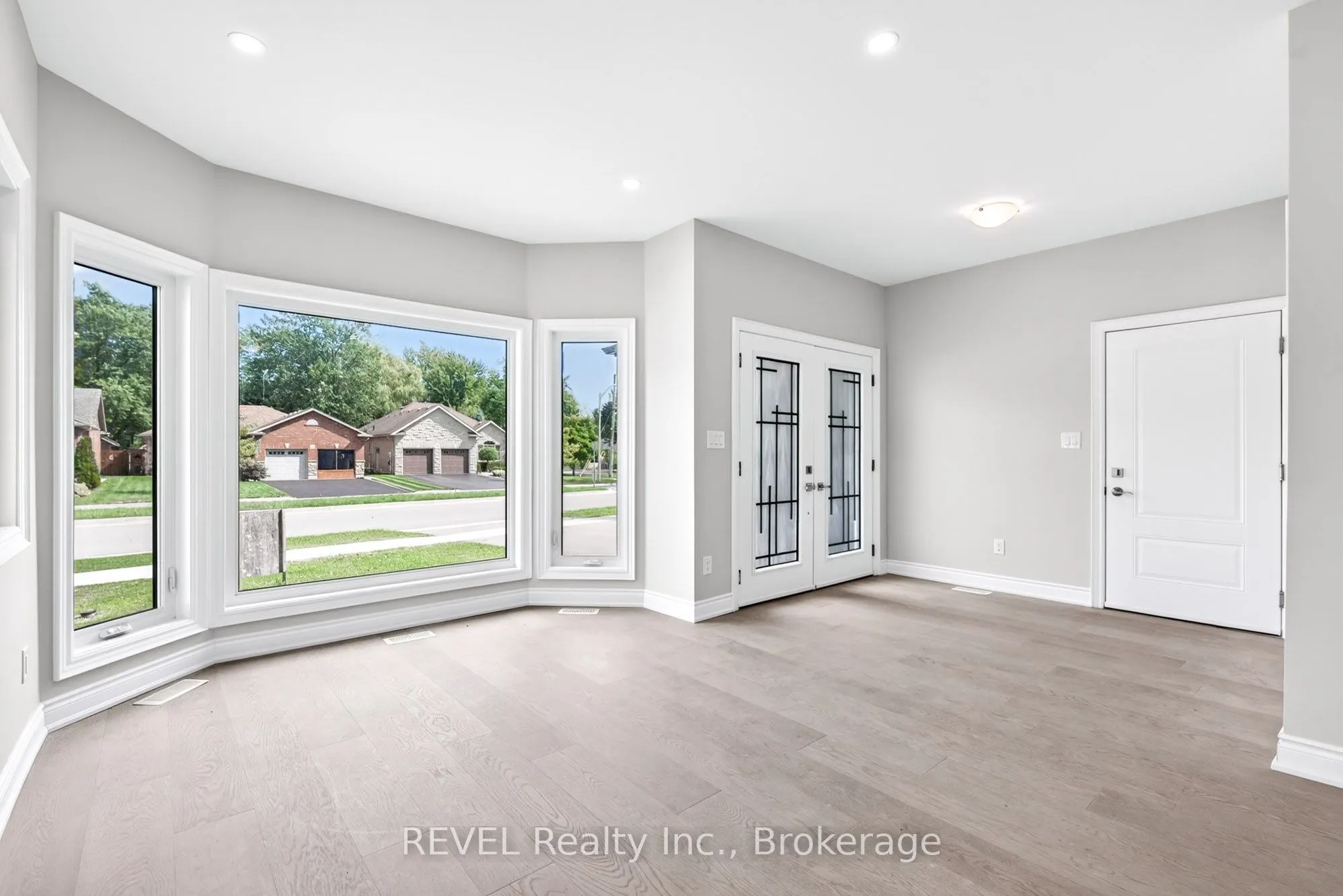 201 HETRAM Court