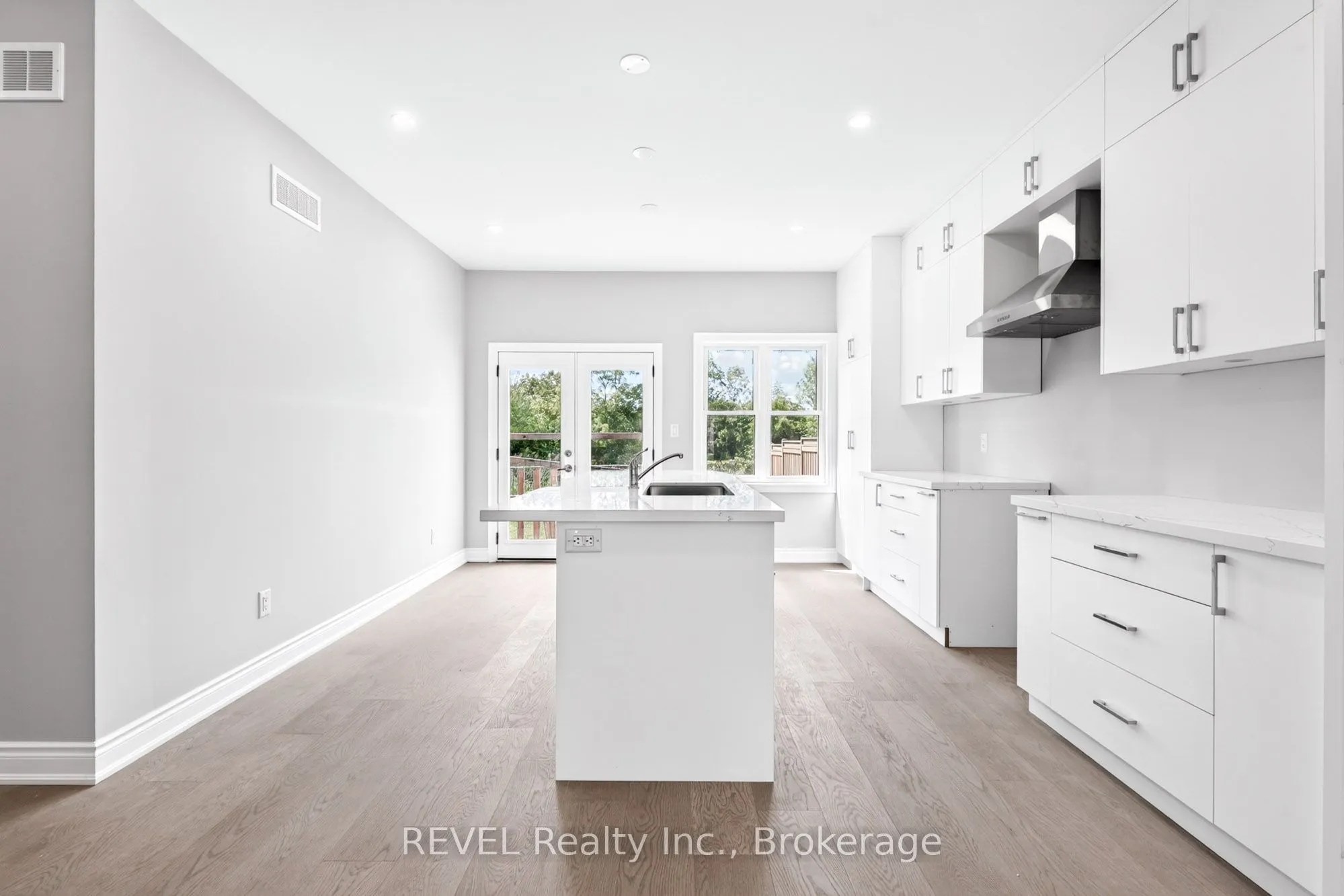 201 HETRAM Court